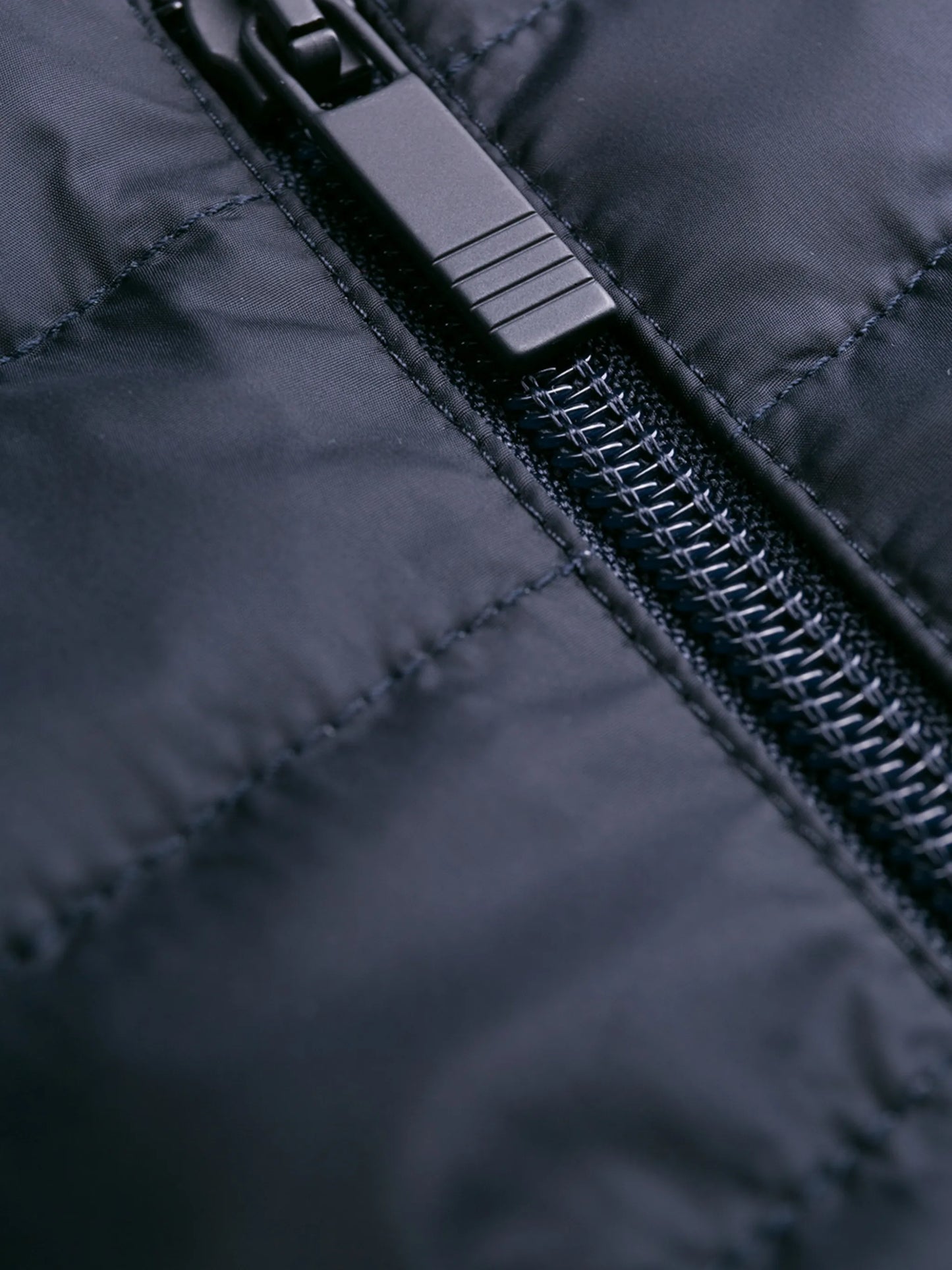 matte nylon 4-Bar down filled quilted jacket