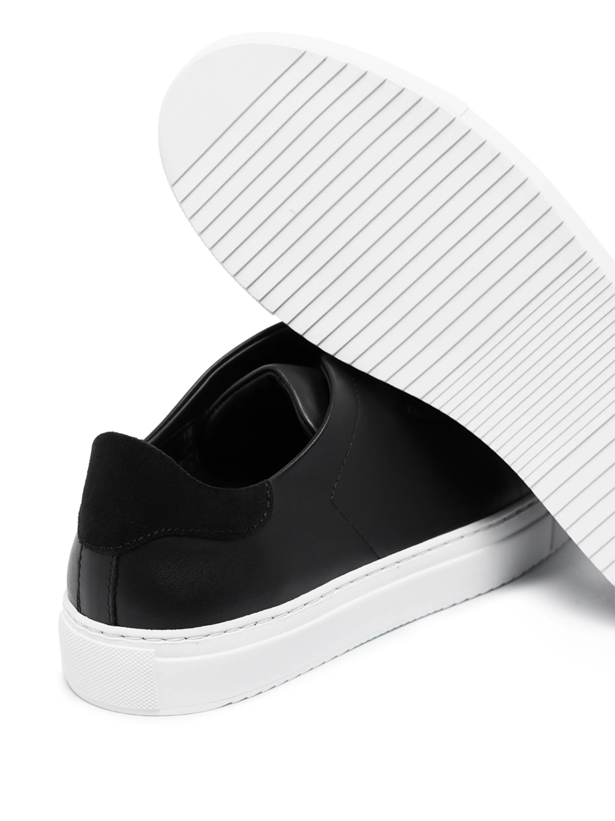 Clean 90 low-top sneakers