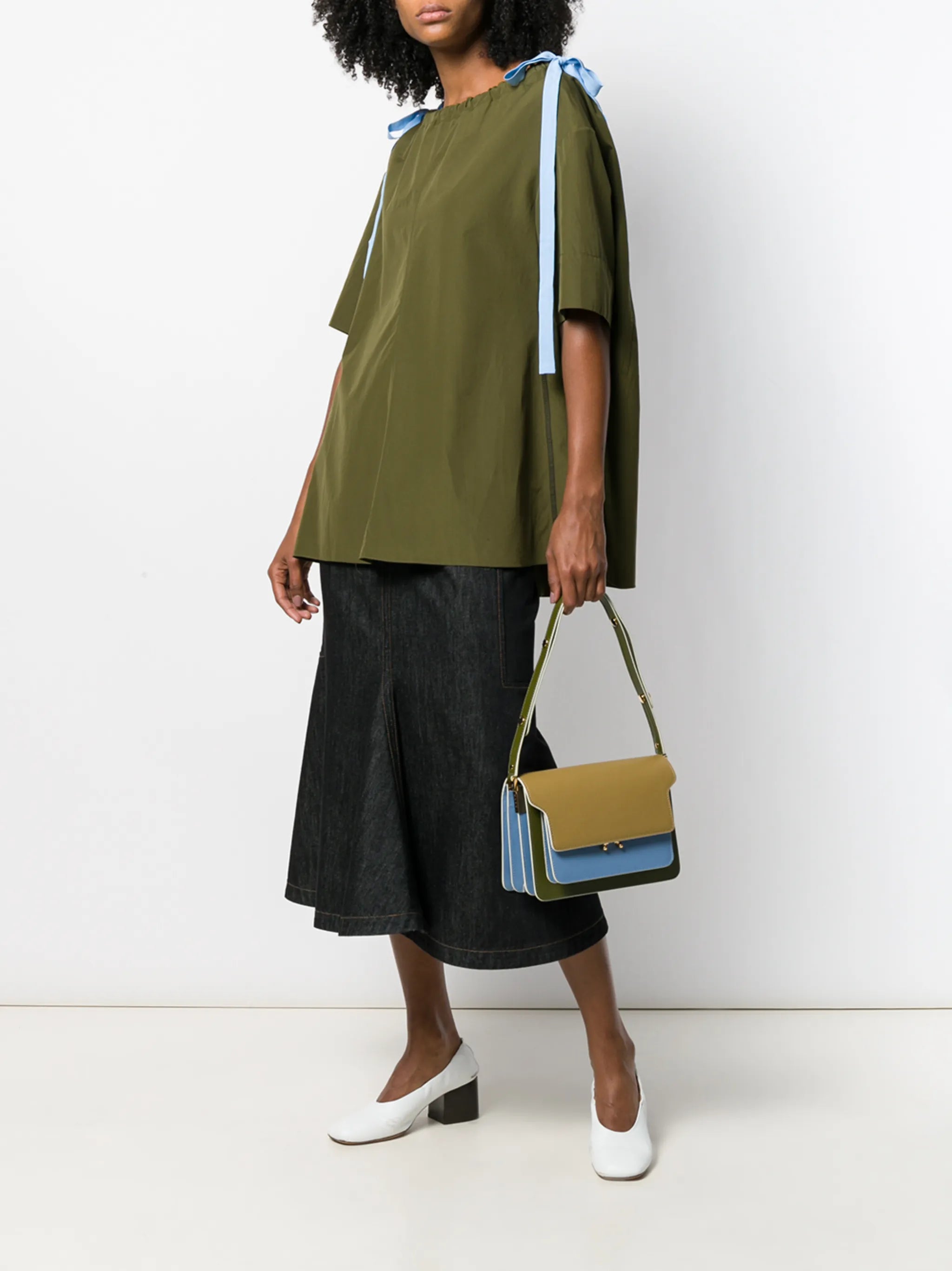 medium Trunk shoulder bag