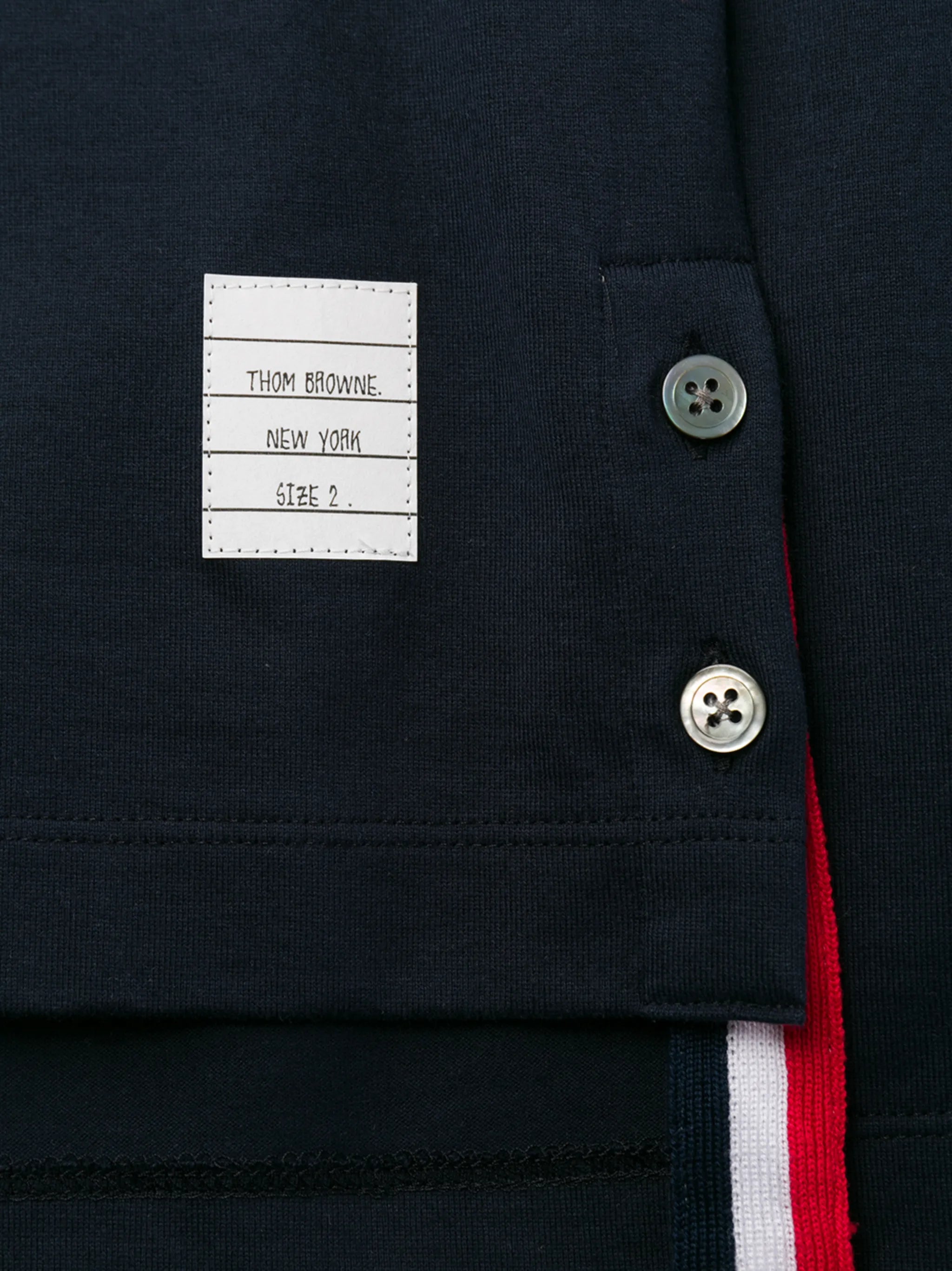 contrasting-trim T-shirt