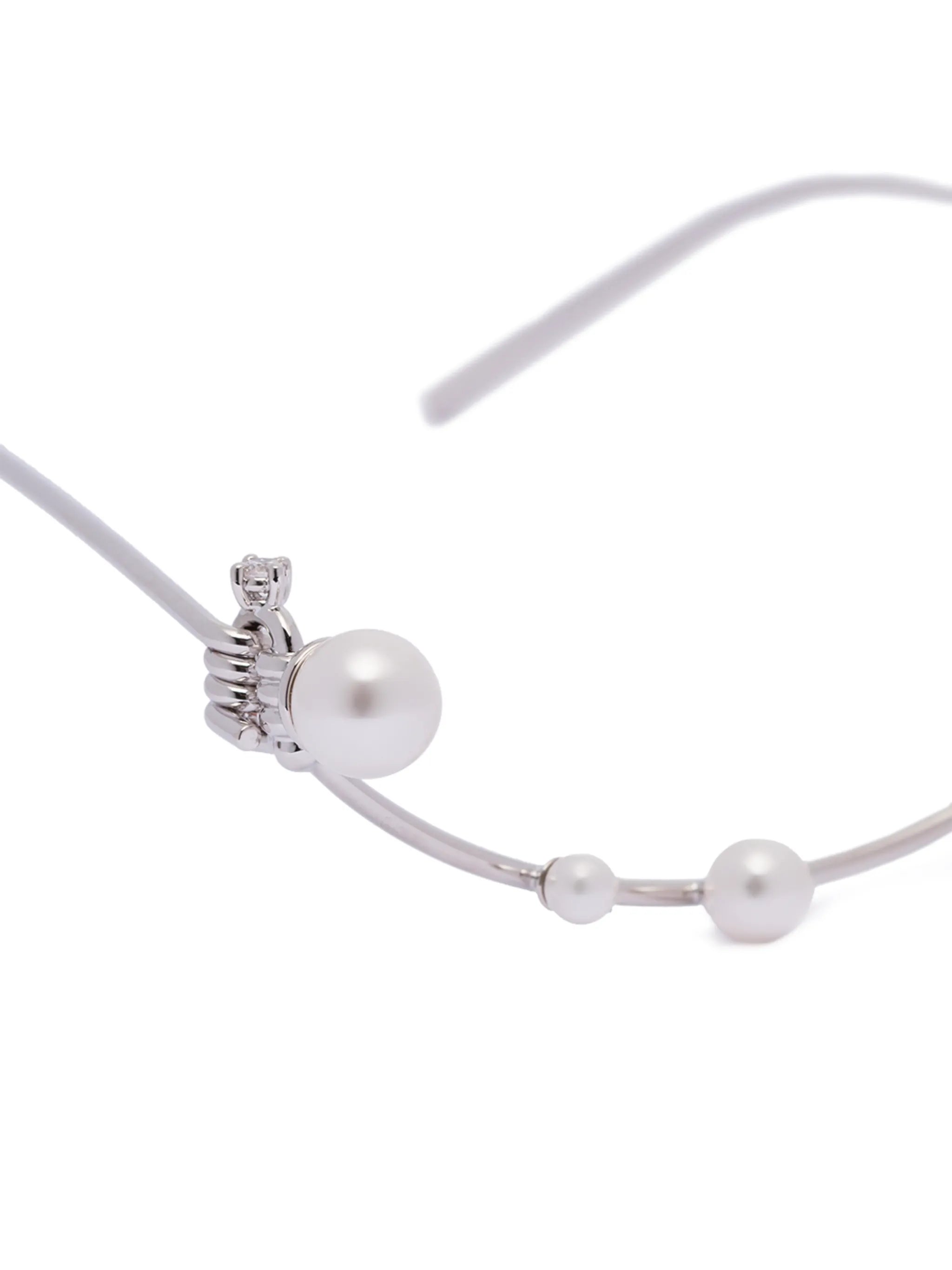 Electronic Girl jewellery glasses