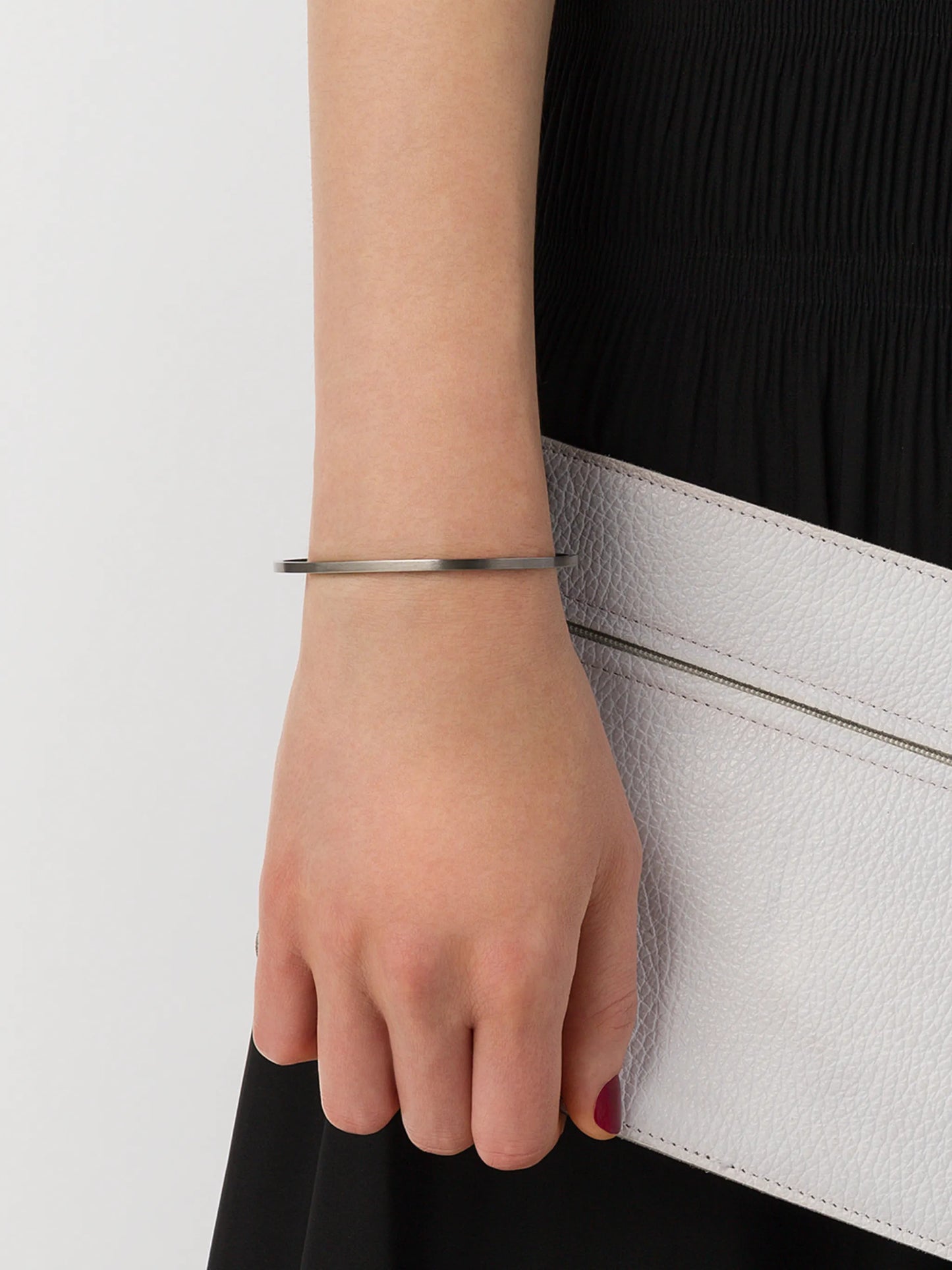 Le 7 ribbon bracelet