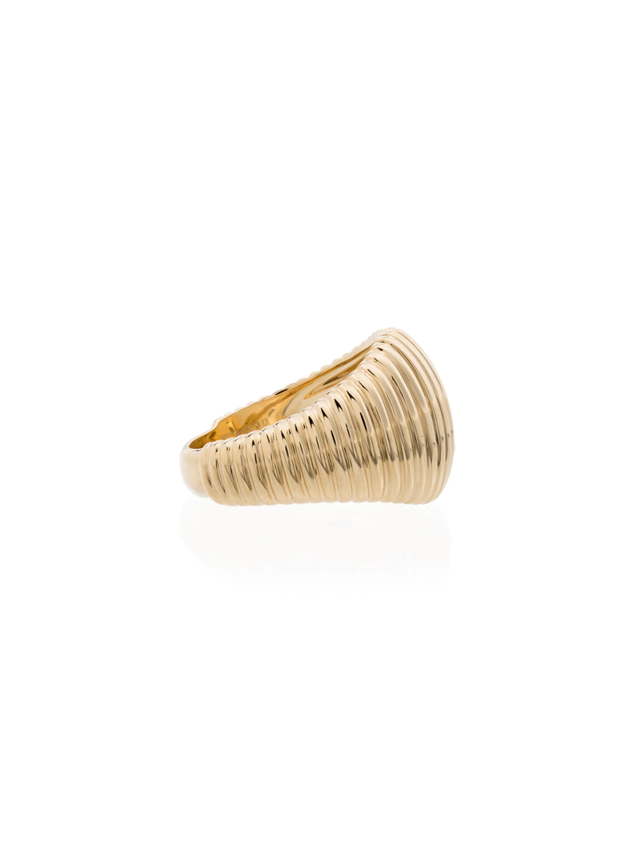 18kt gold ridged diamond ring