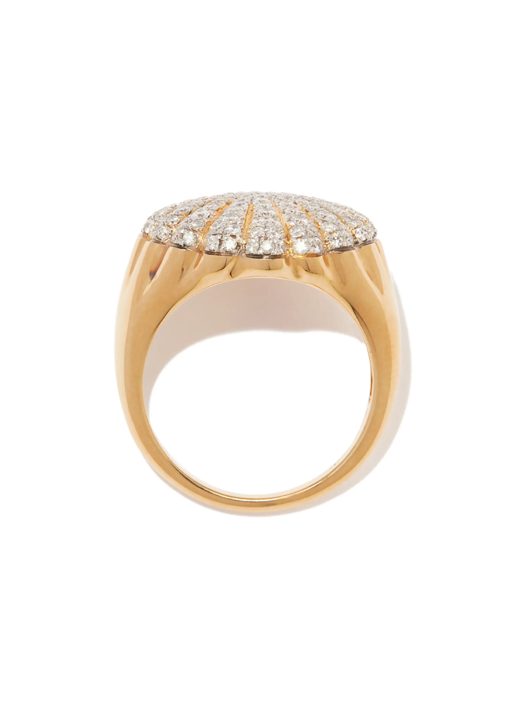 9kt yellow gold Shell diamond ring