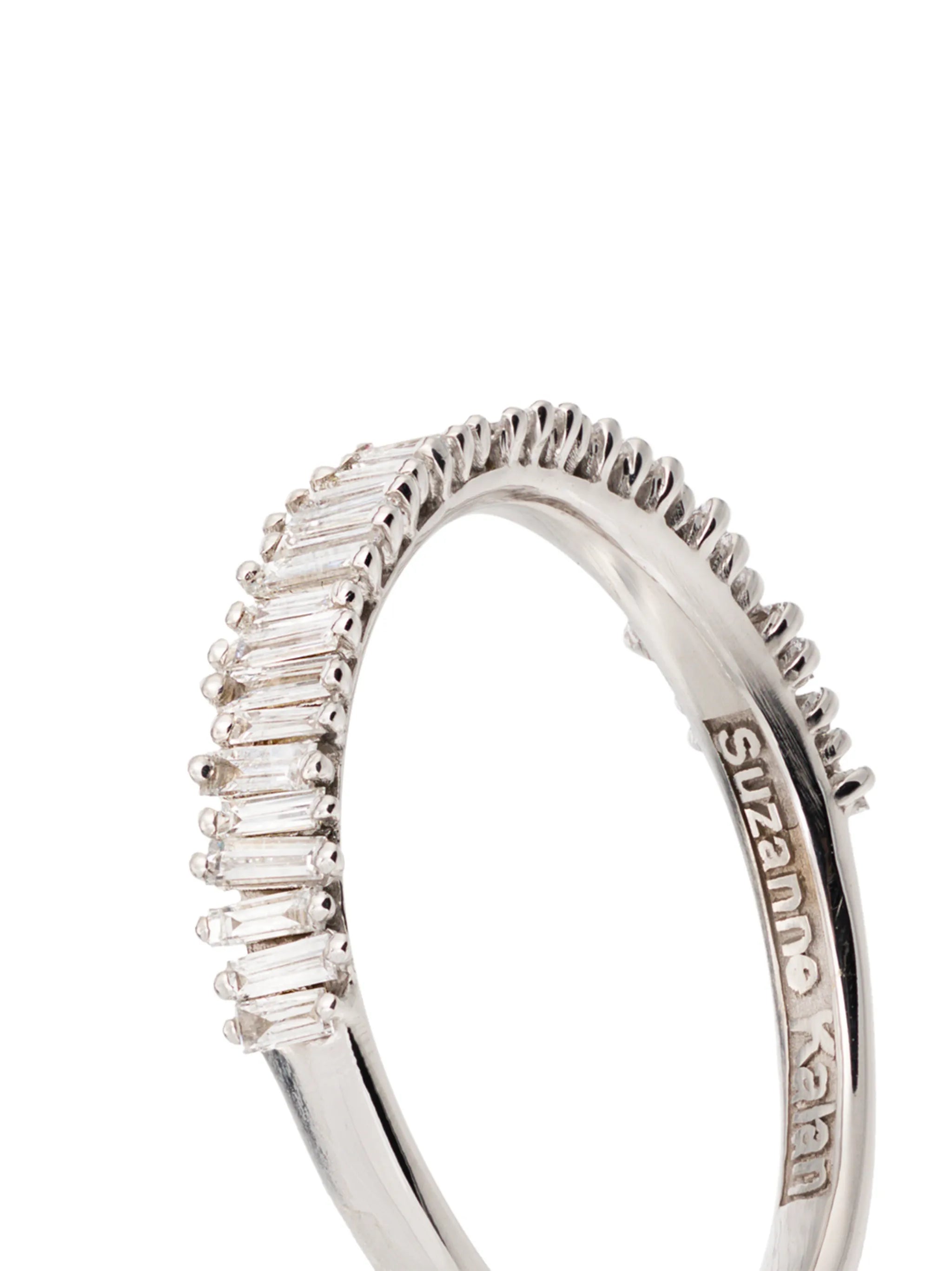 18kt white gold baguette diamond ring