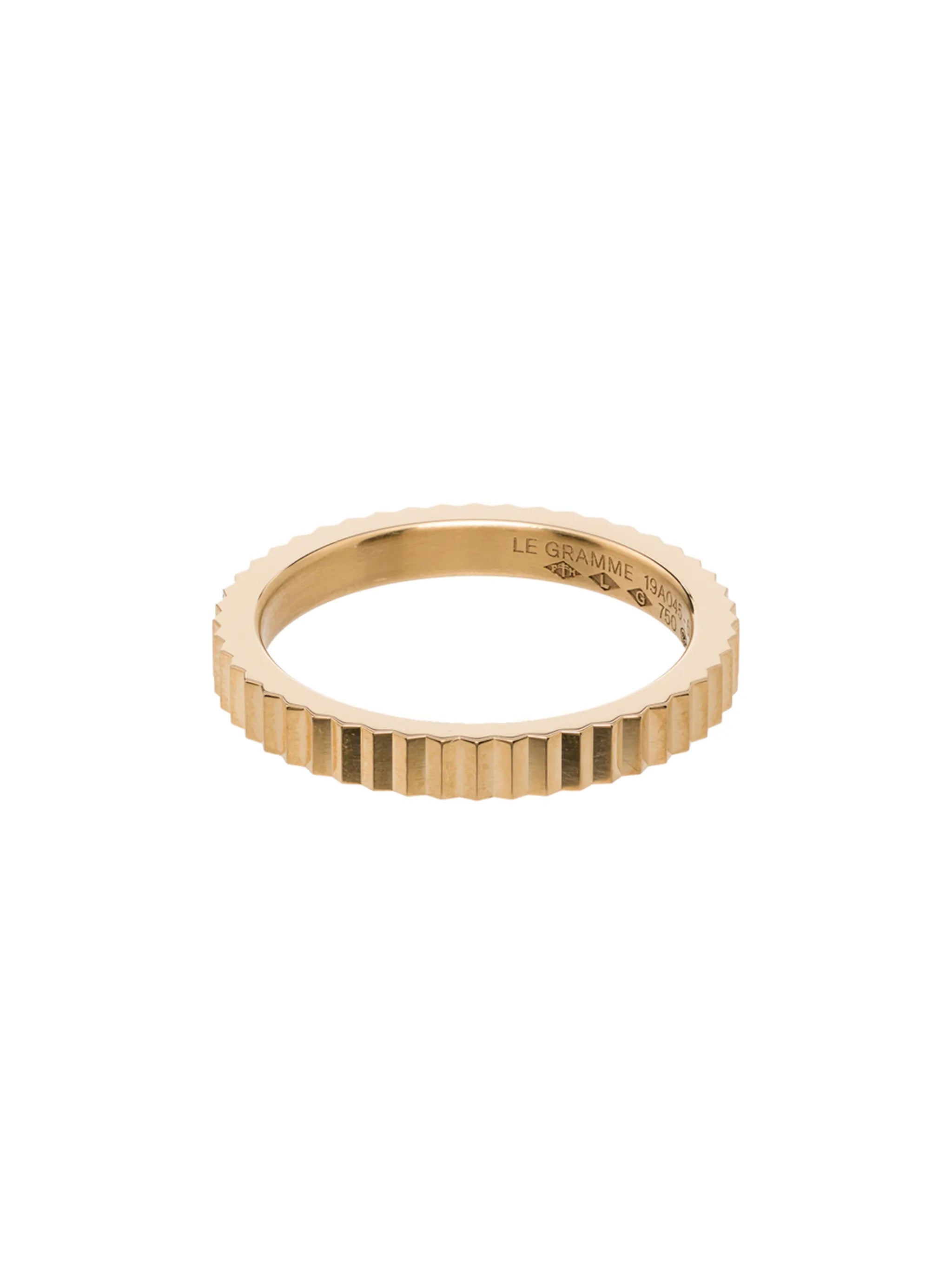 18kt yellow gold single Guilloche ring