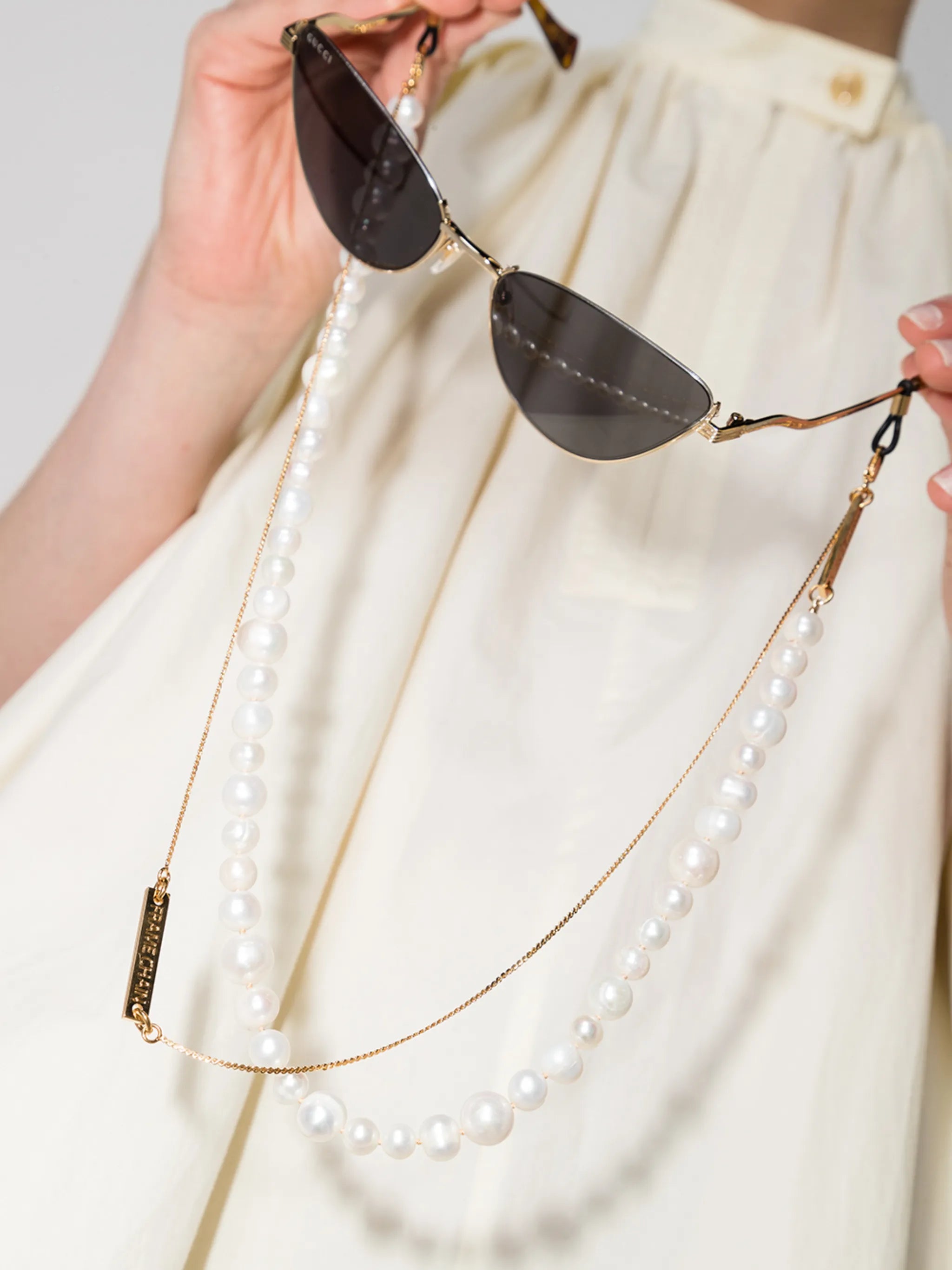 18kt gold plated pearly princess chain
