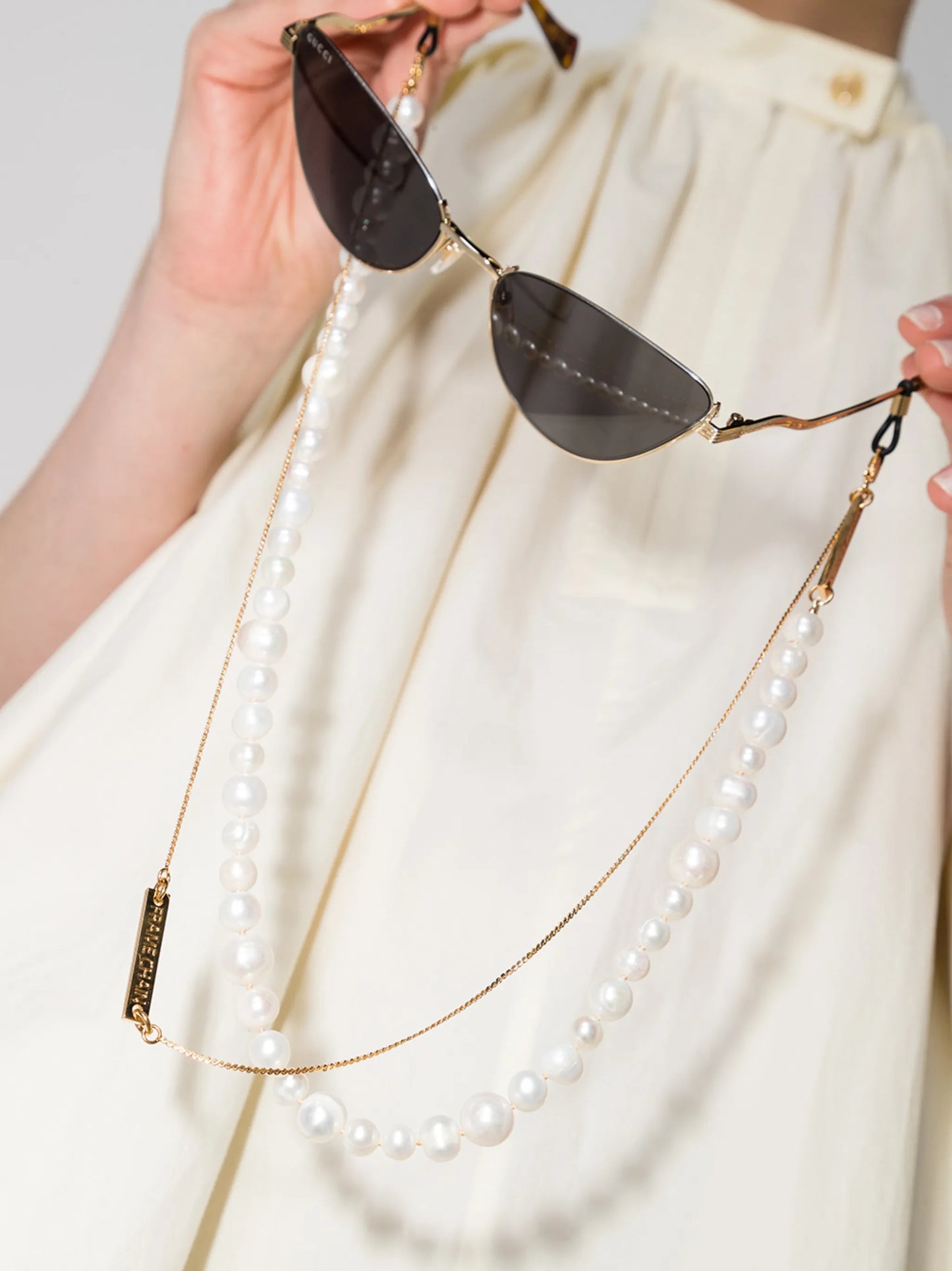 18kt gold plated pearly princess chain
