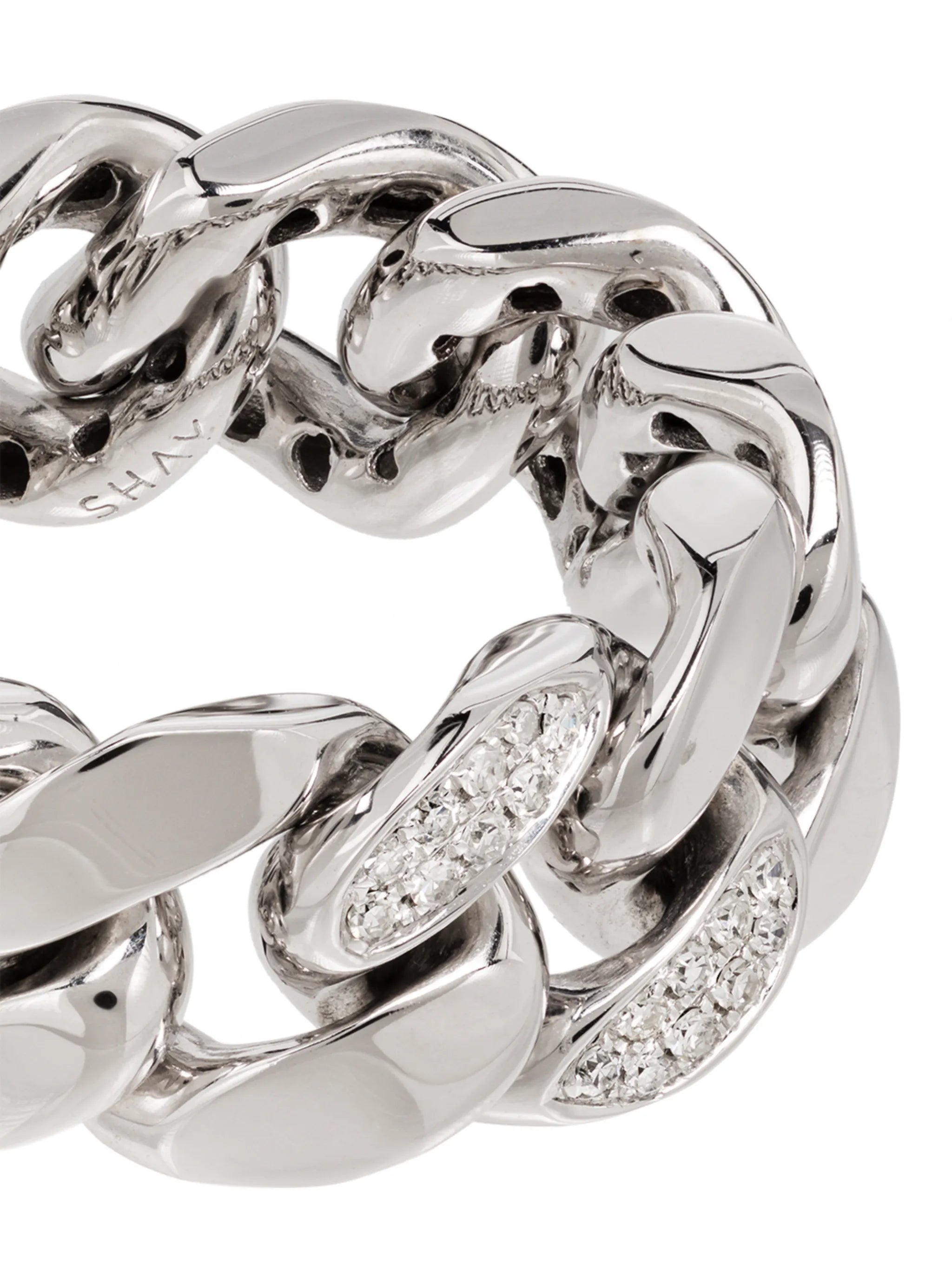 18K white gold pavé diamond link ring