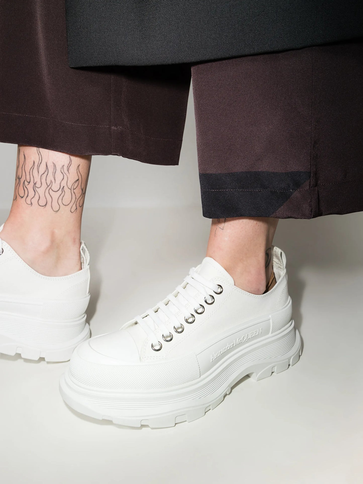 round-toe cotton sneakers