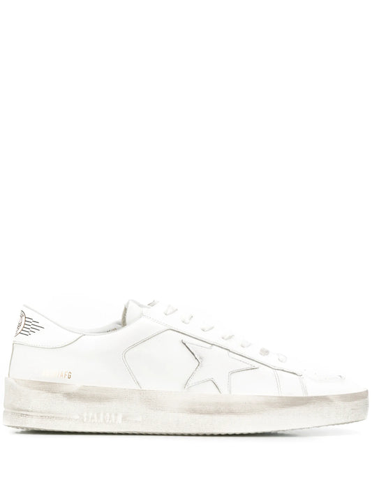 Stardan in white leather sneakers