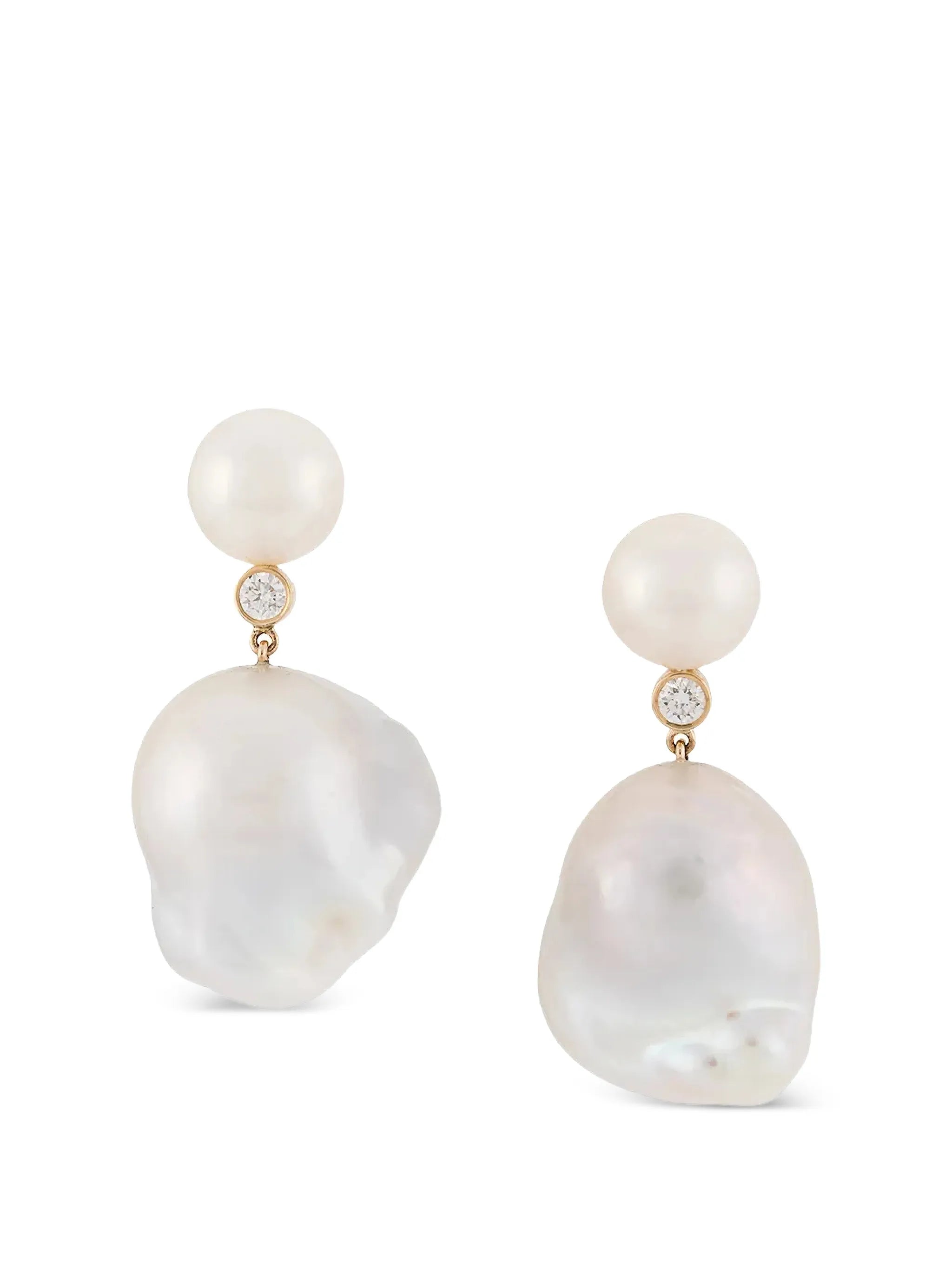 Venus diamond earrings