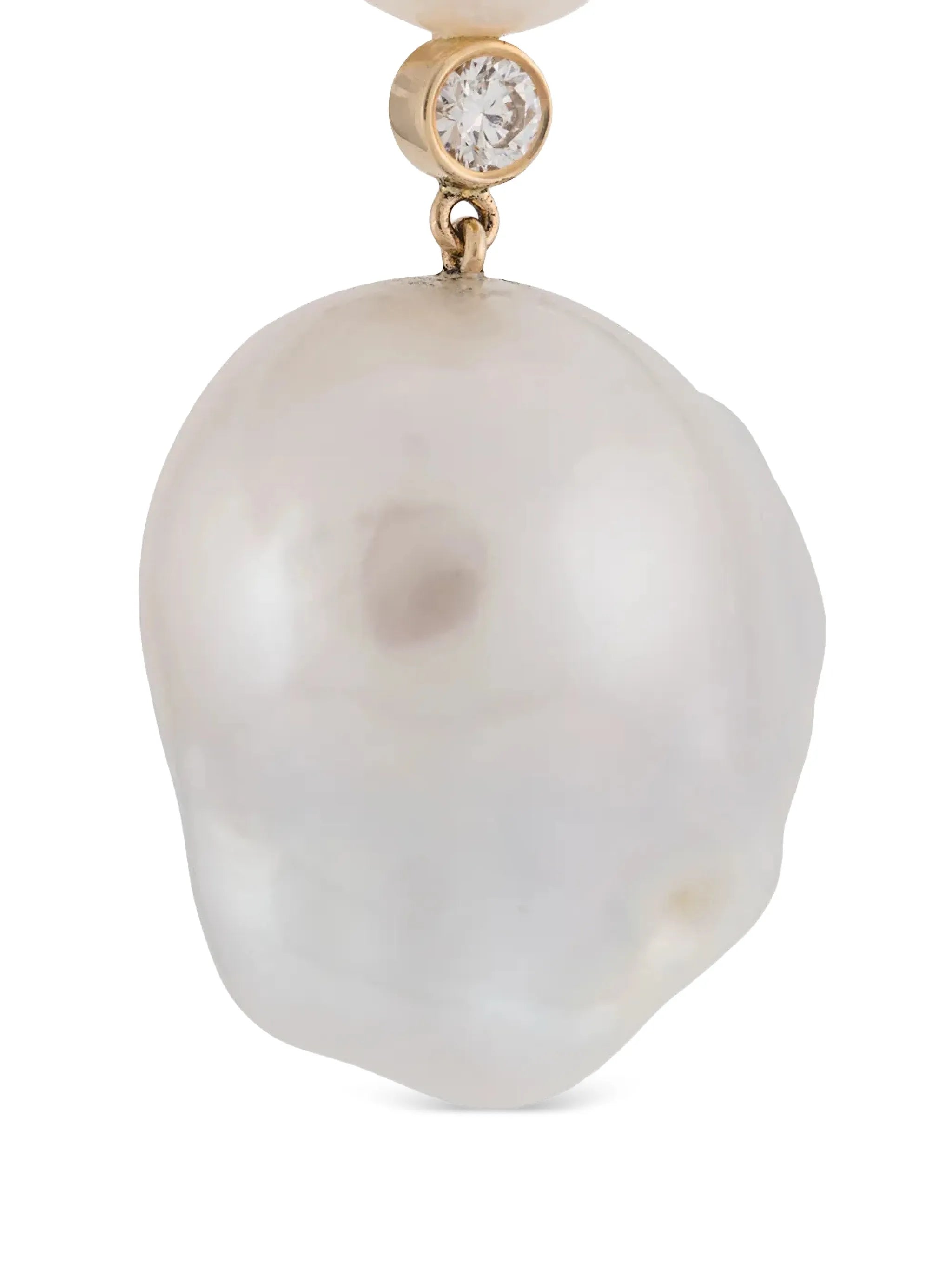 Venus diamond earrings