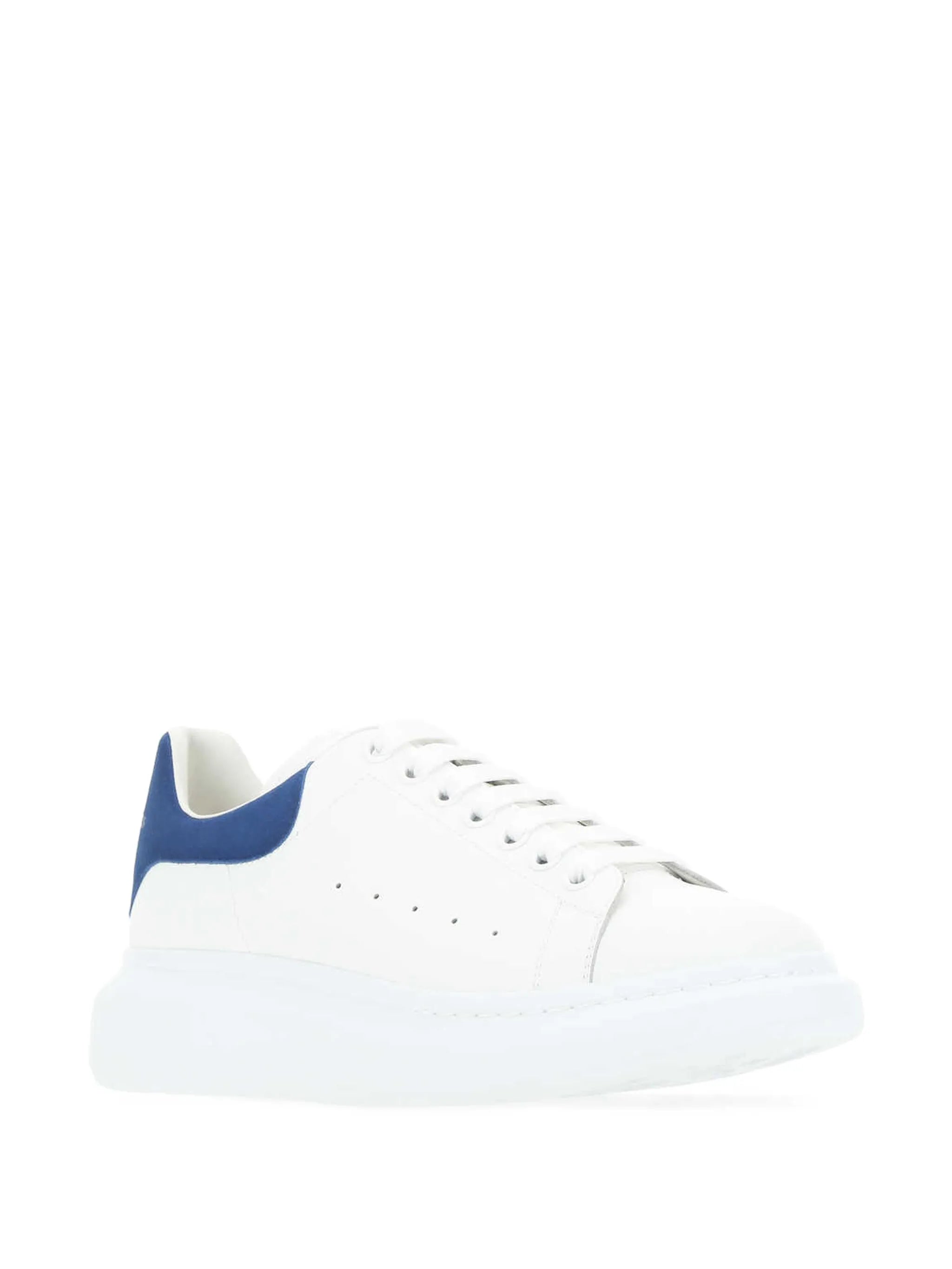 Oversized sneakers