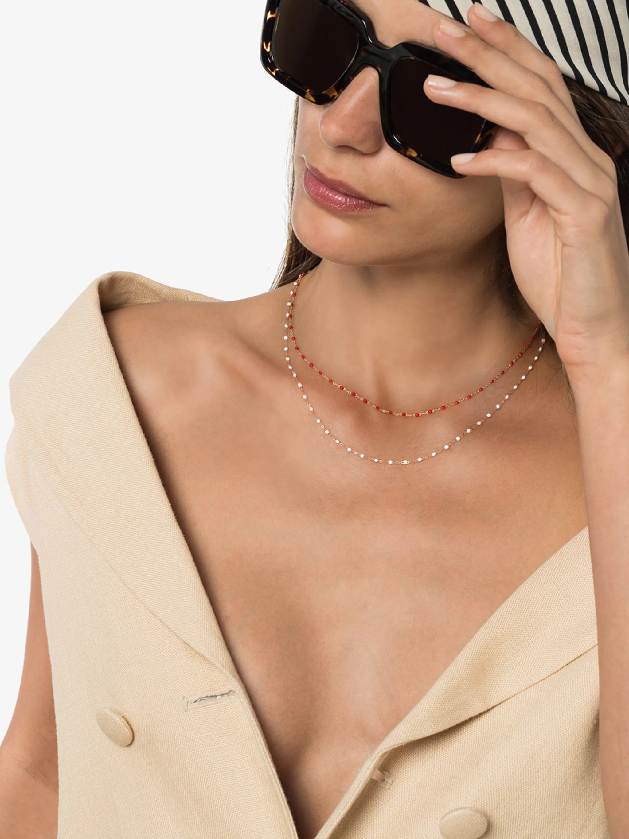 18kt rose gold white beaded necklace
