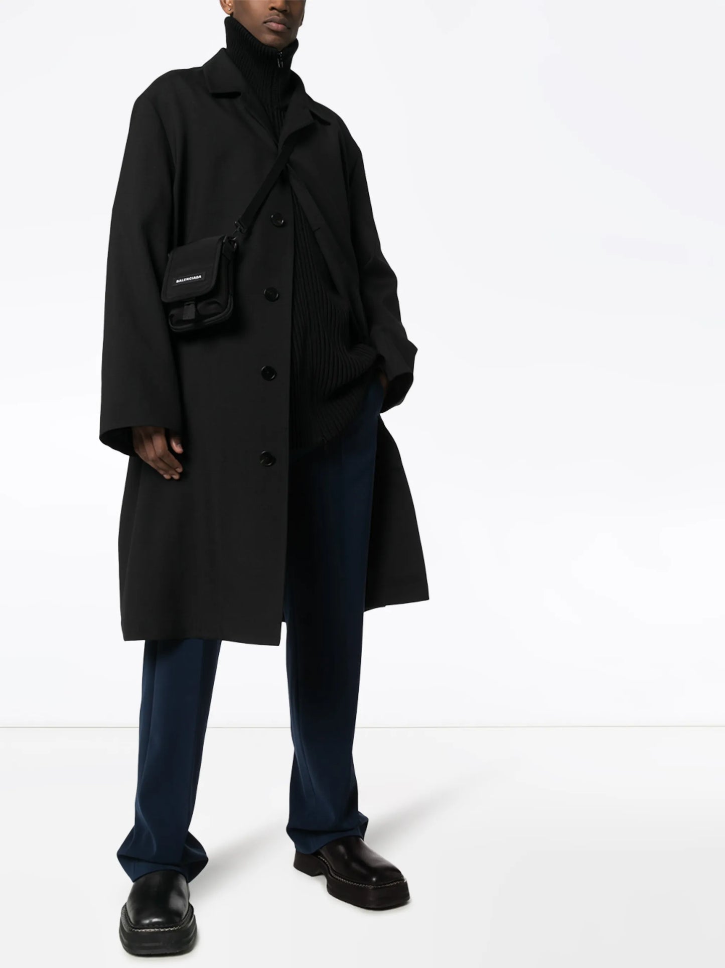 tailored straight-leg trousers