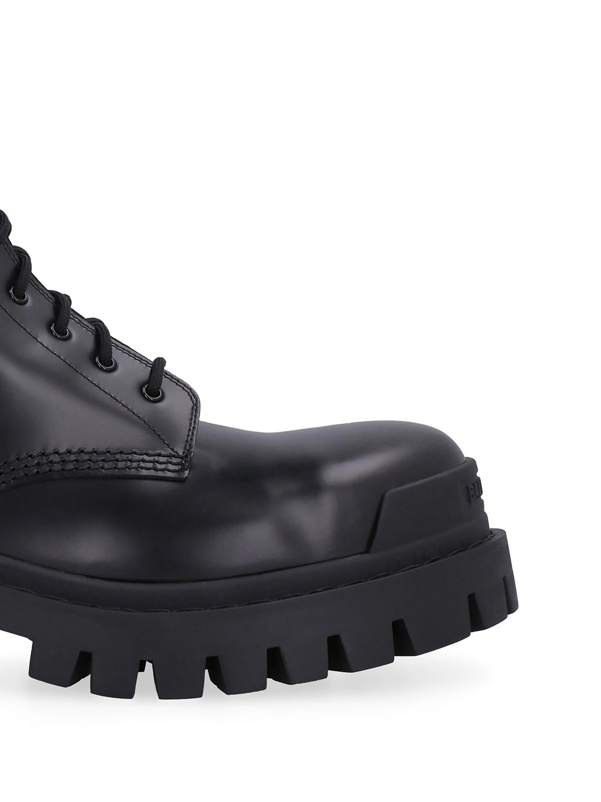 Strike 20mm lace-up boots