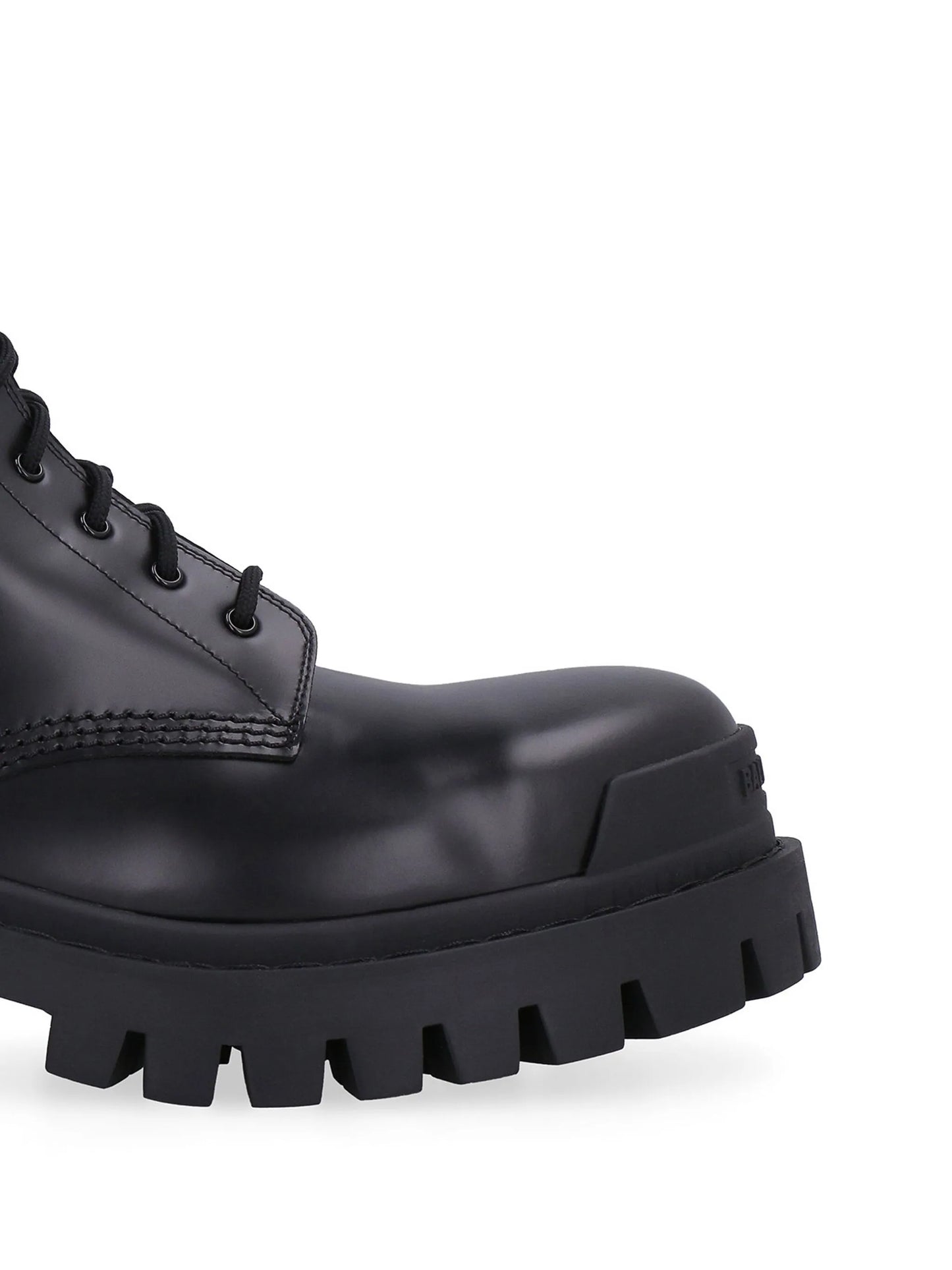 Strike 20mm lace-up boots
