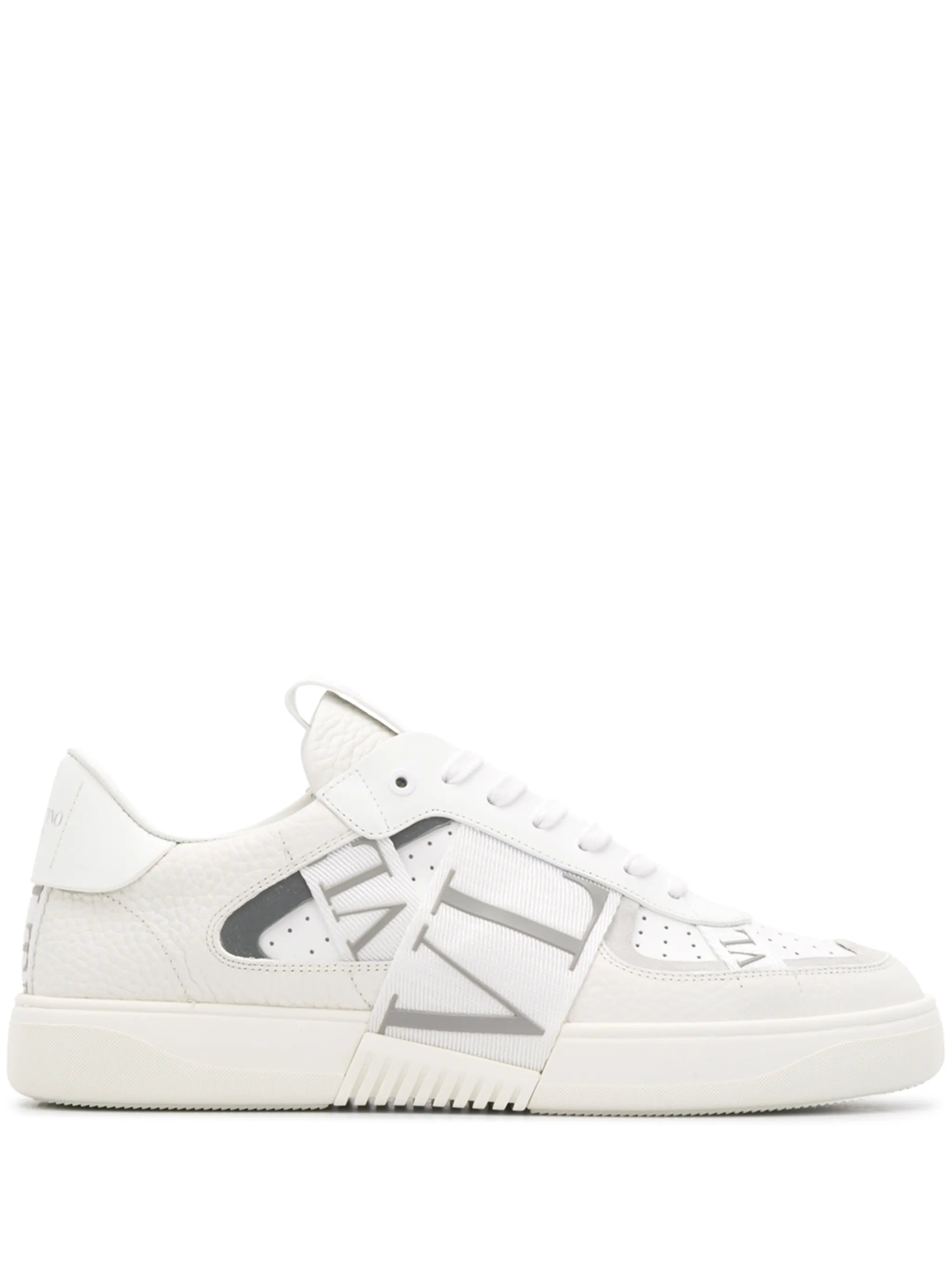 VL7n leather sneakers