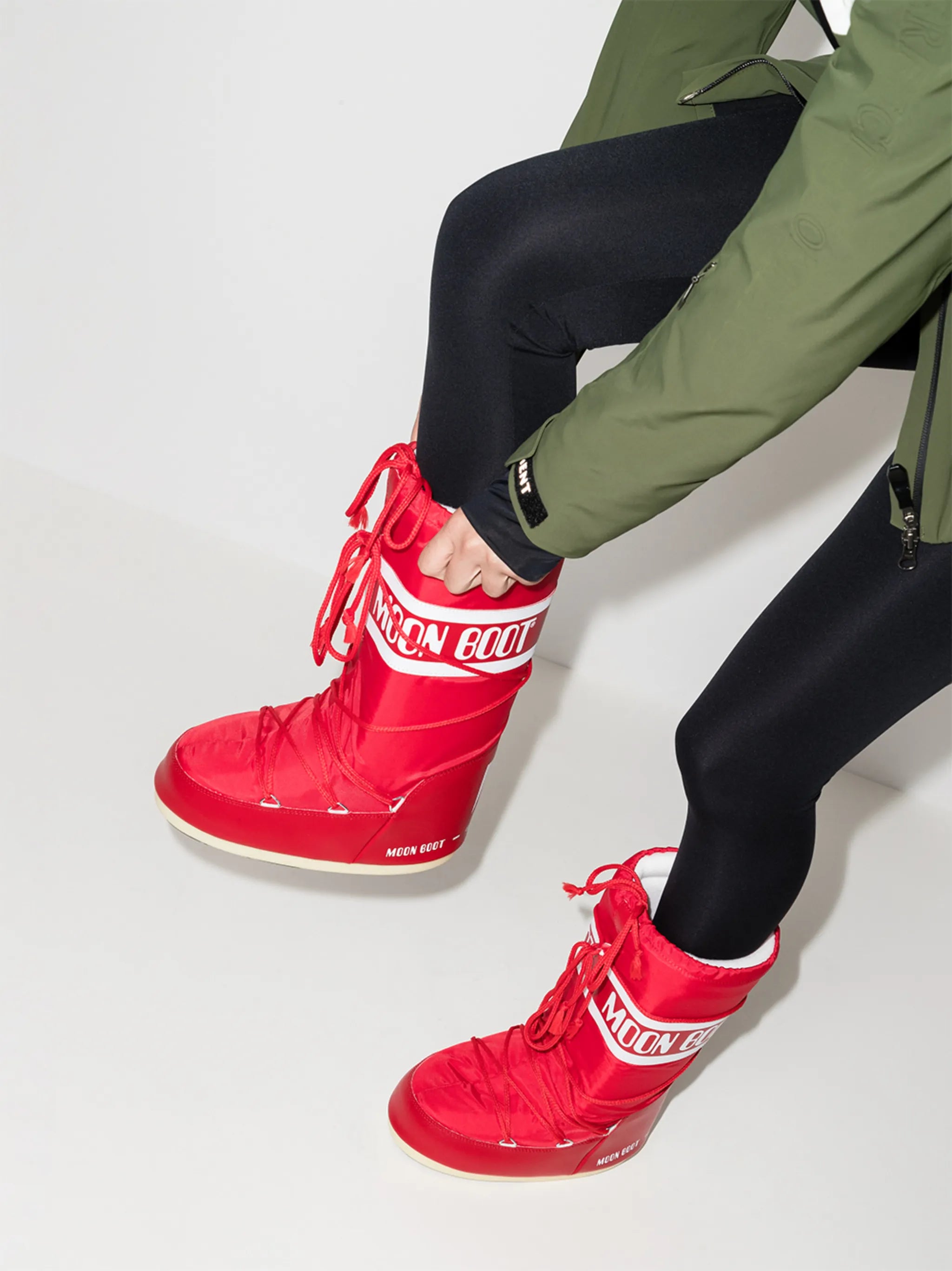 Icon logo-print boots