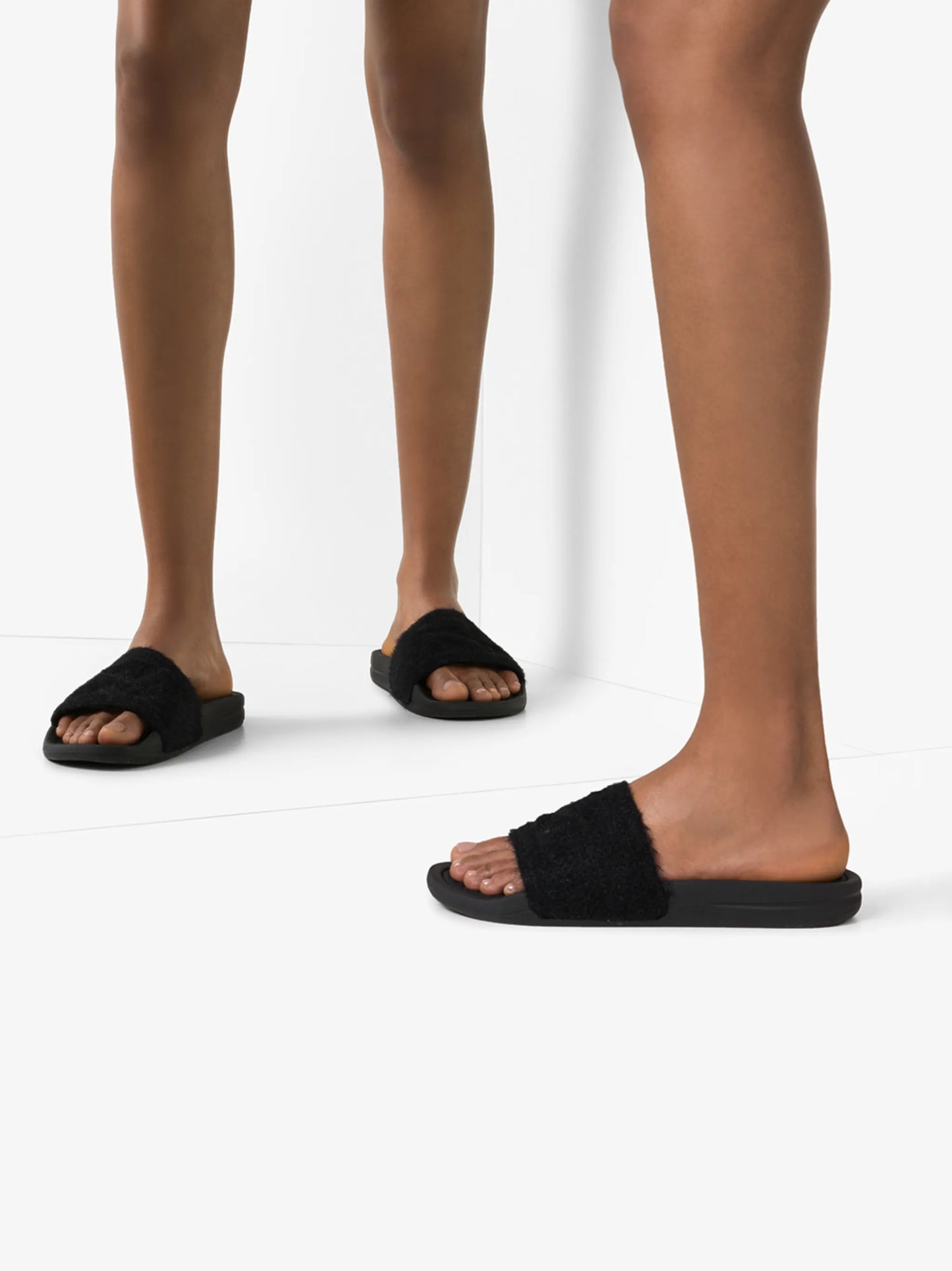 TechLoom slip-on slides