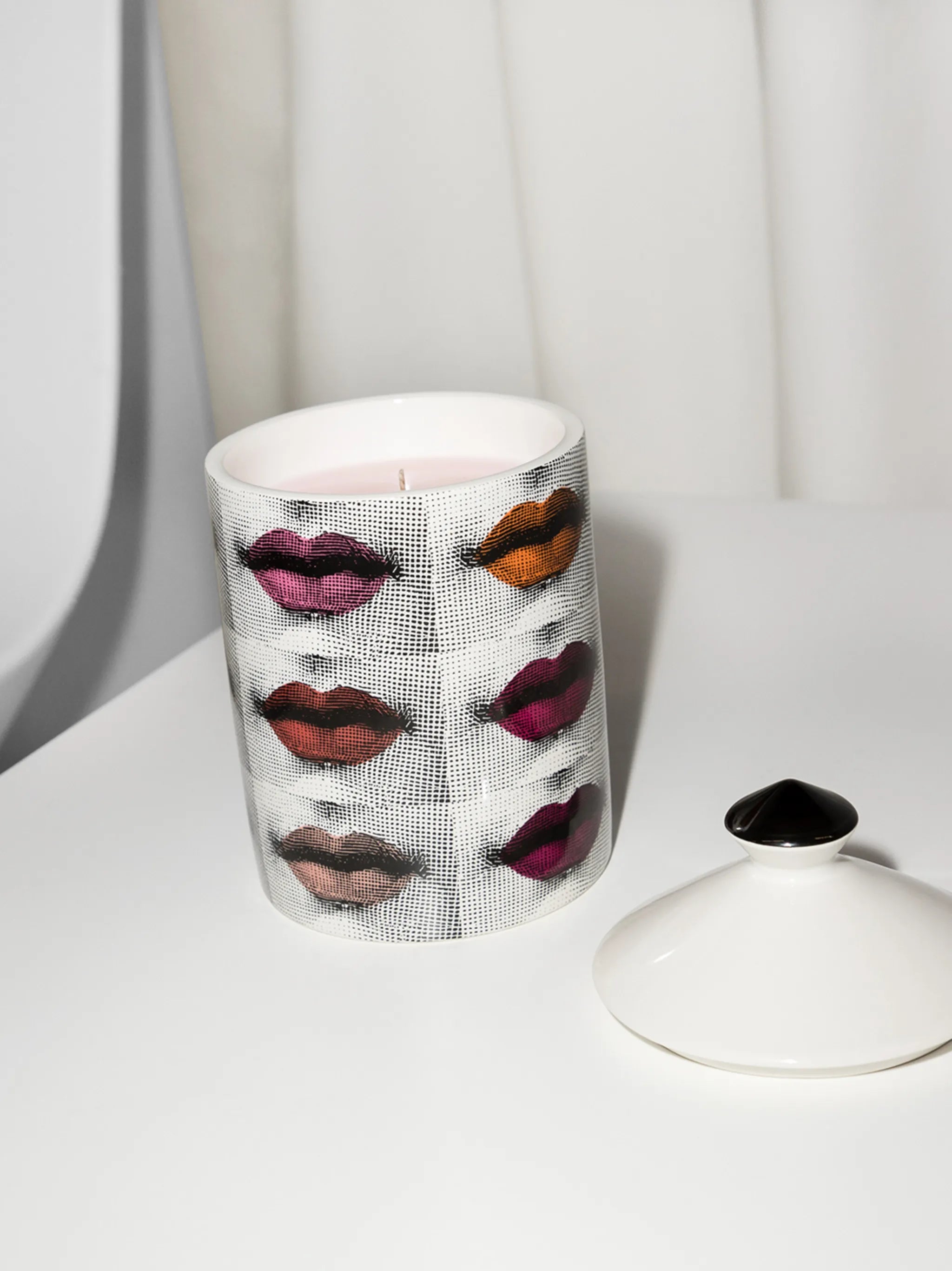 Rossetti scented candle (300g)