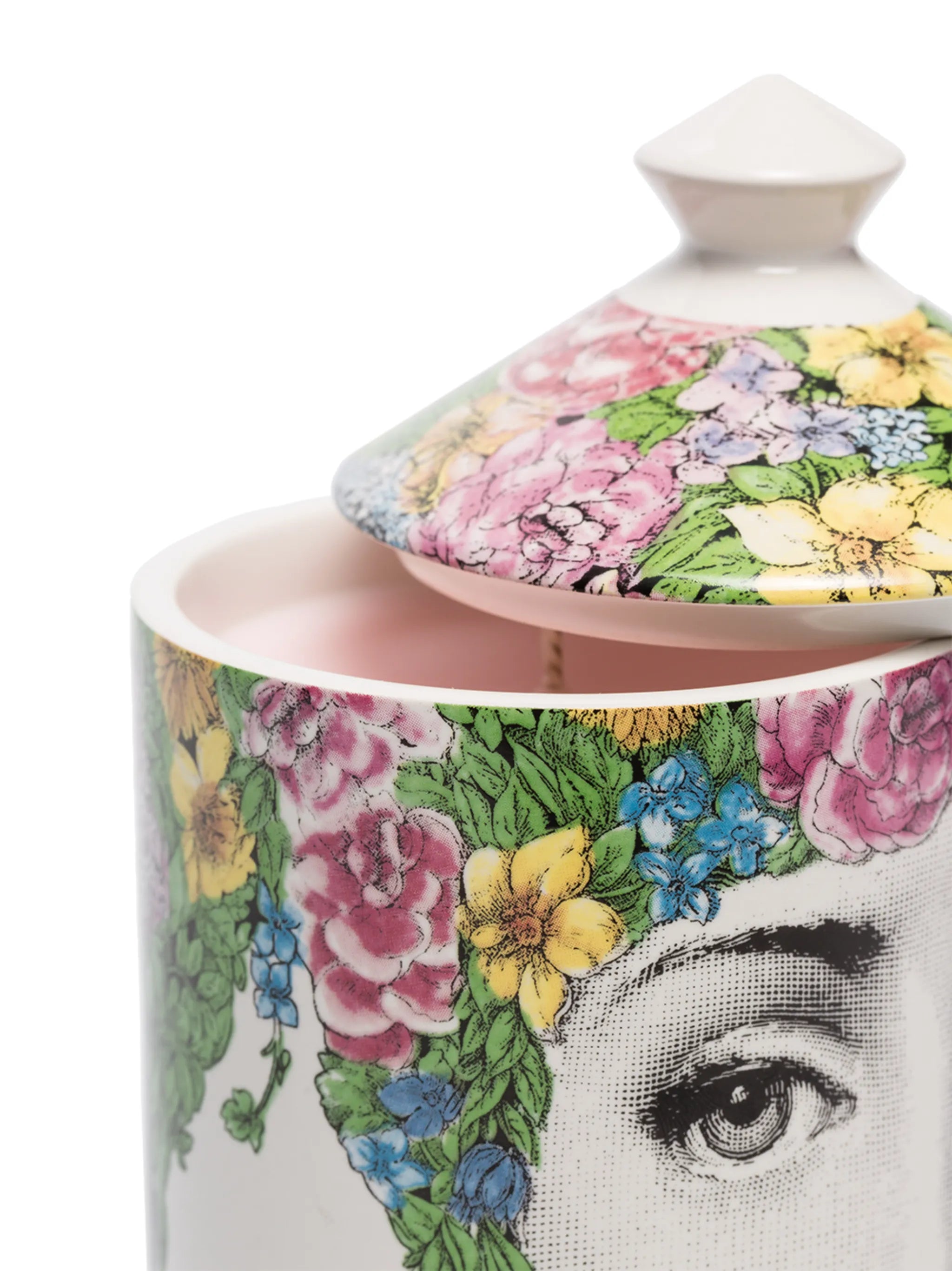 Flora scented candle