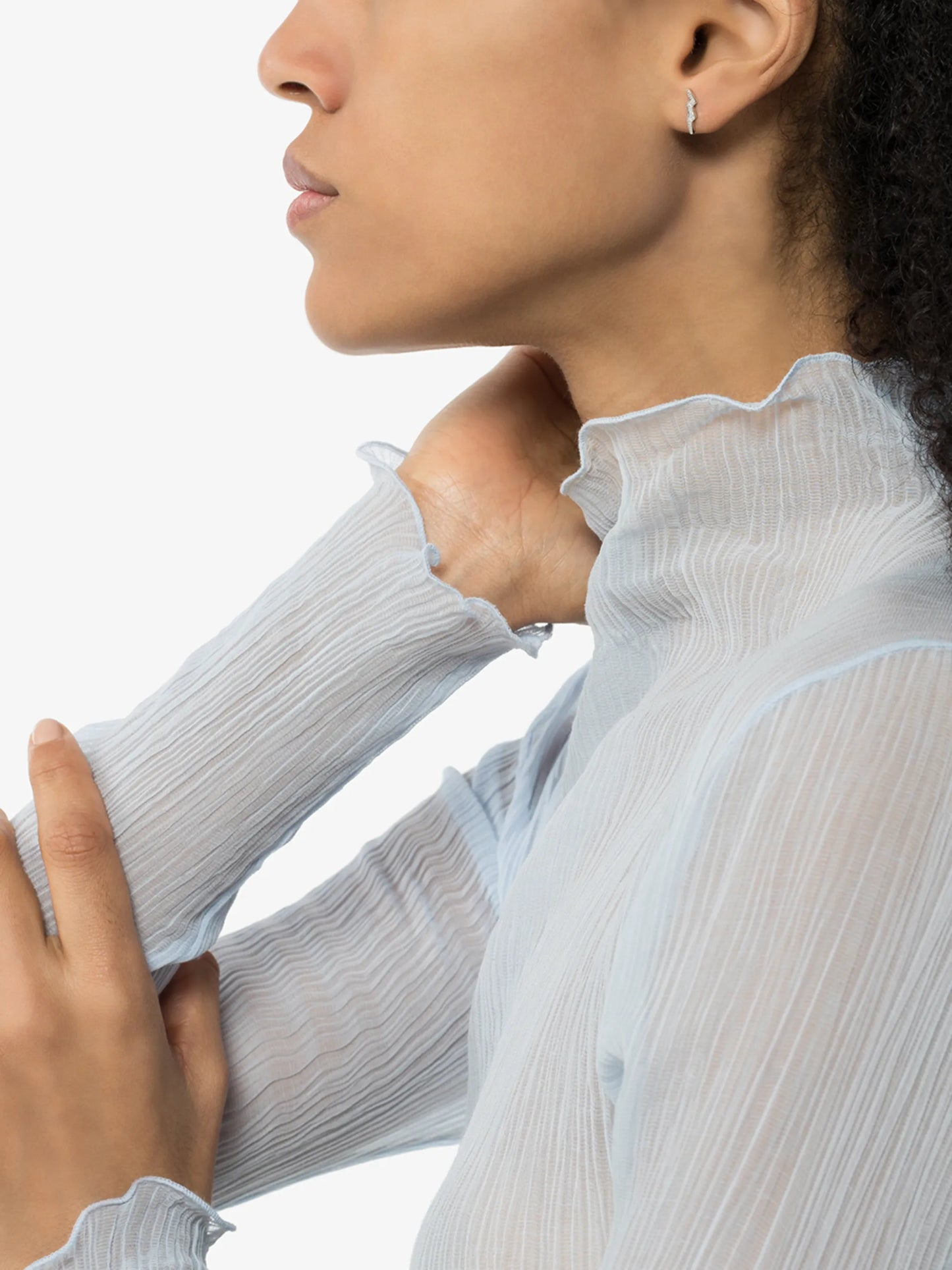 14kt white gold diamond mini stud earring