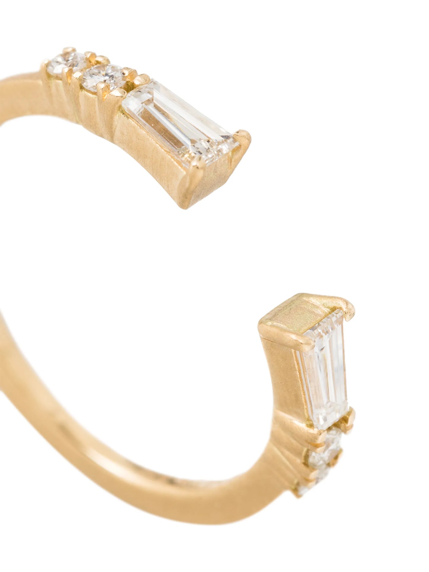 18kt gold Astor diamond ring
