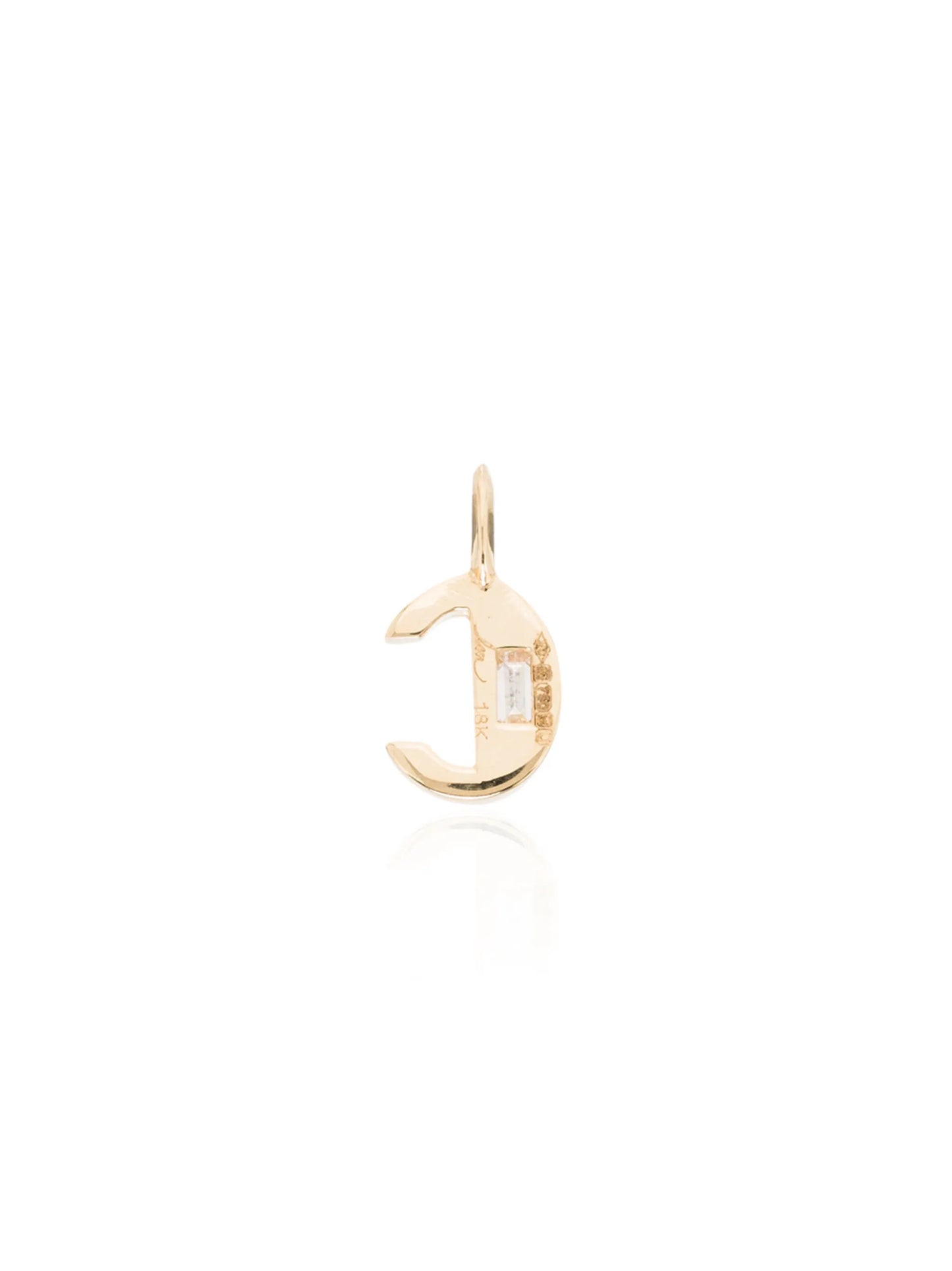 18kt gold C charm pendant