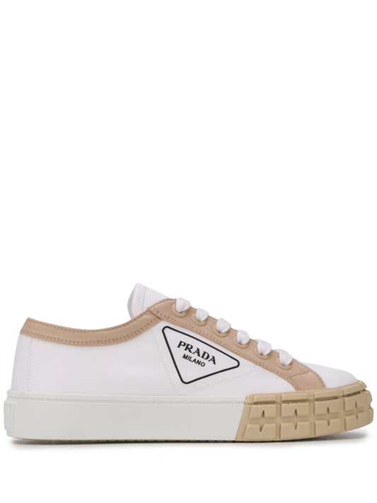 triangle-logo low-top sneakers