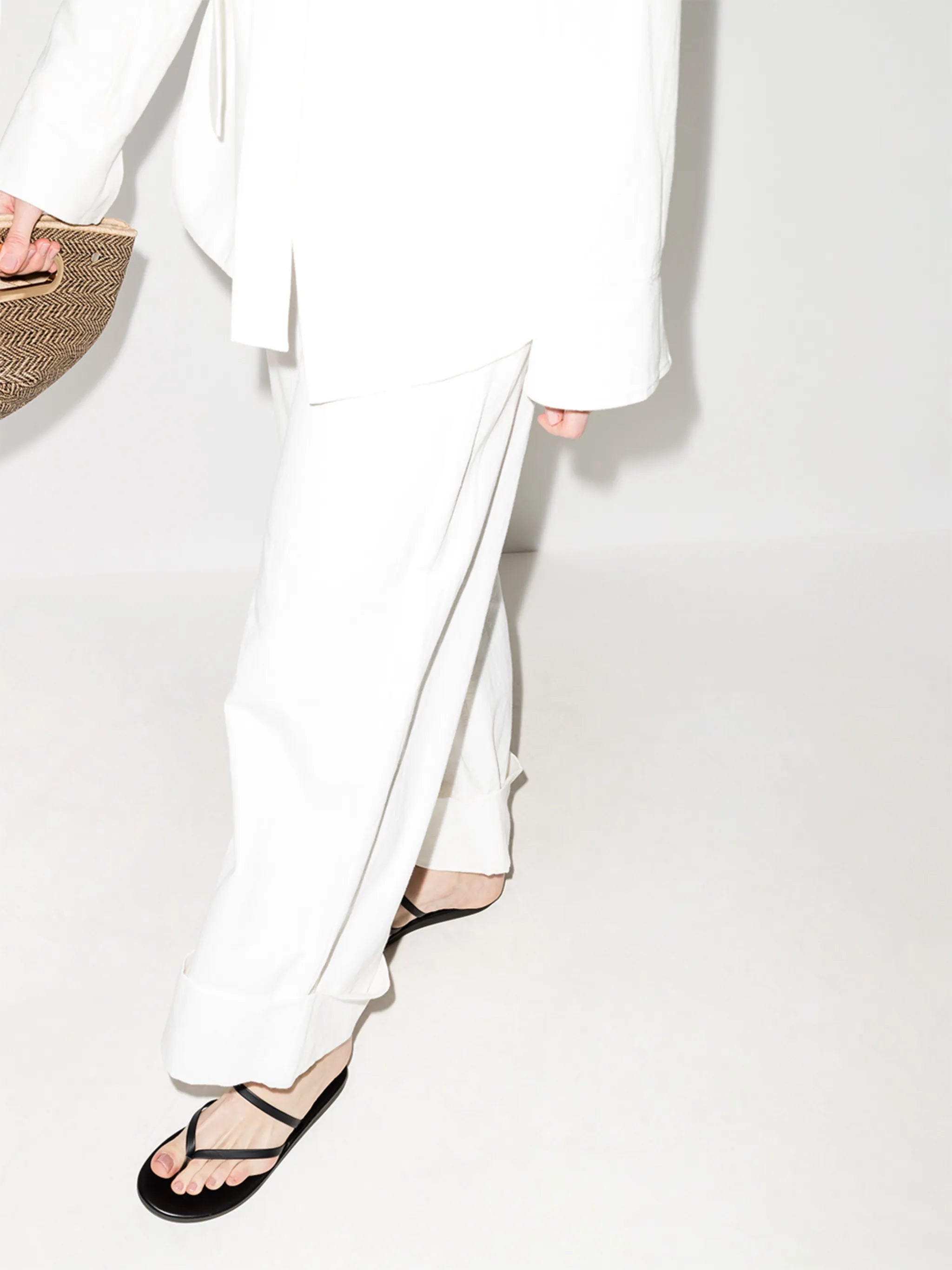 thong strap sandals