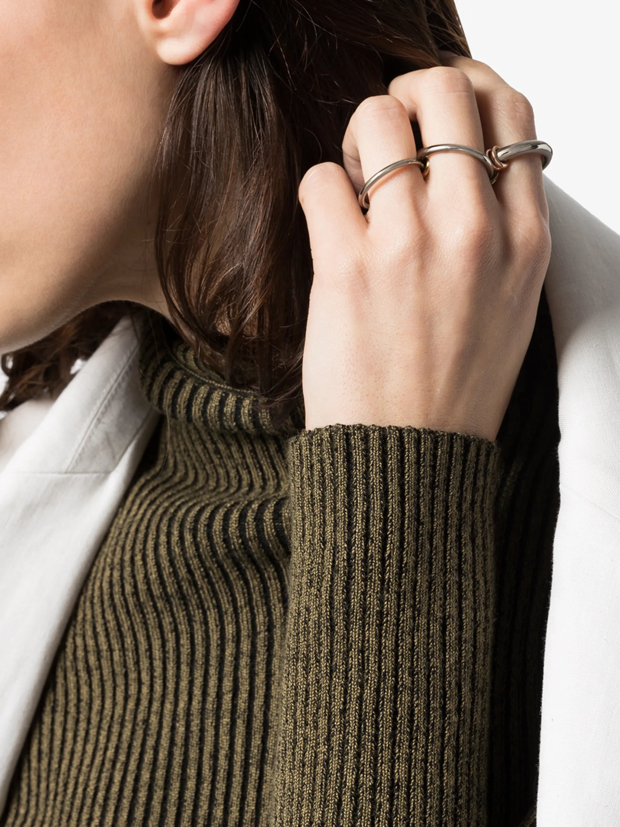 Orion 18kt gold ring