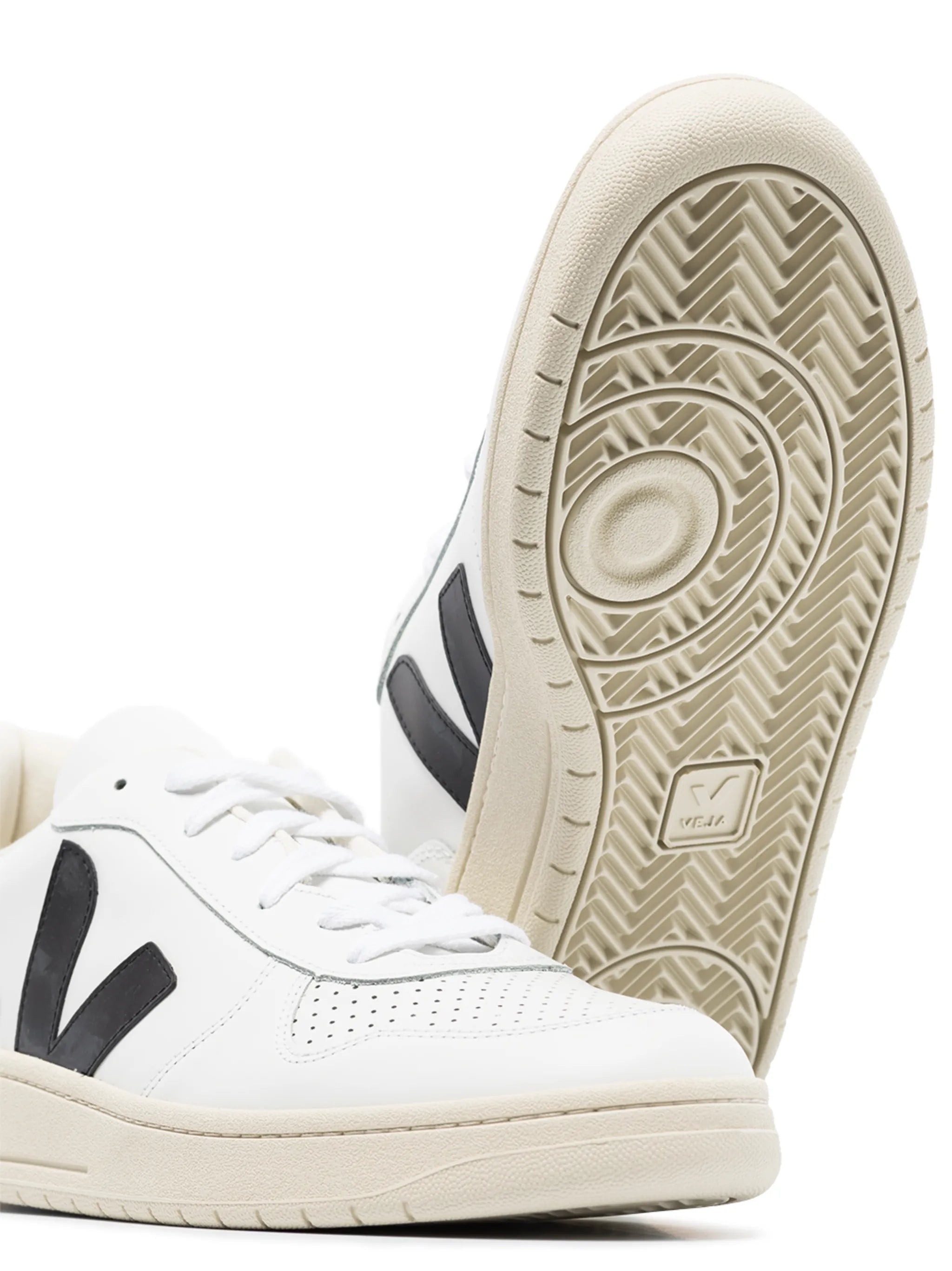 V-10 leather sneakers