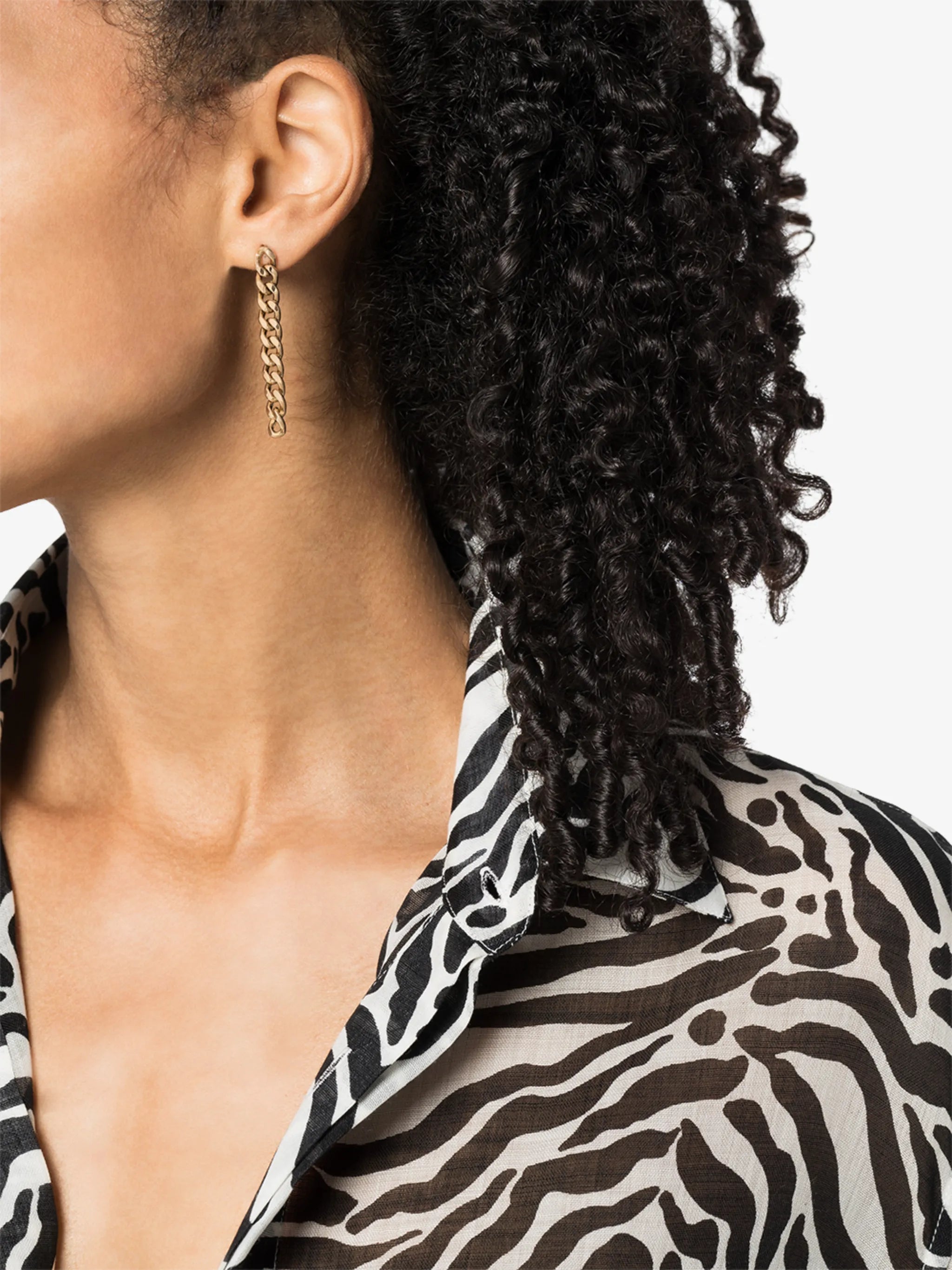 14kt gold chain drop earrings
