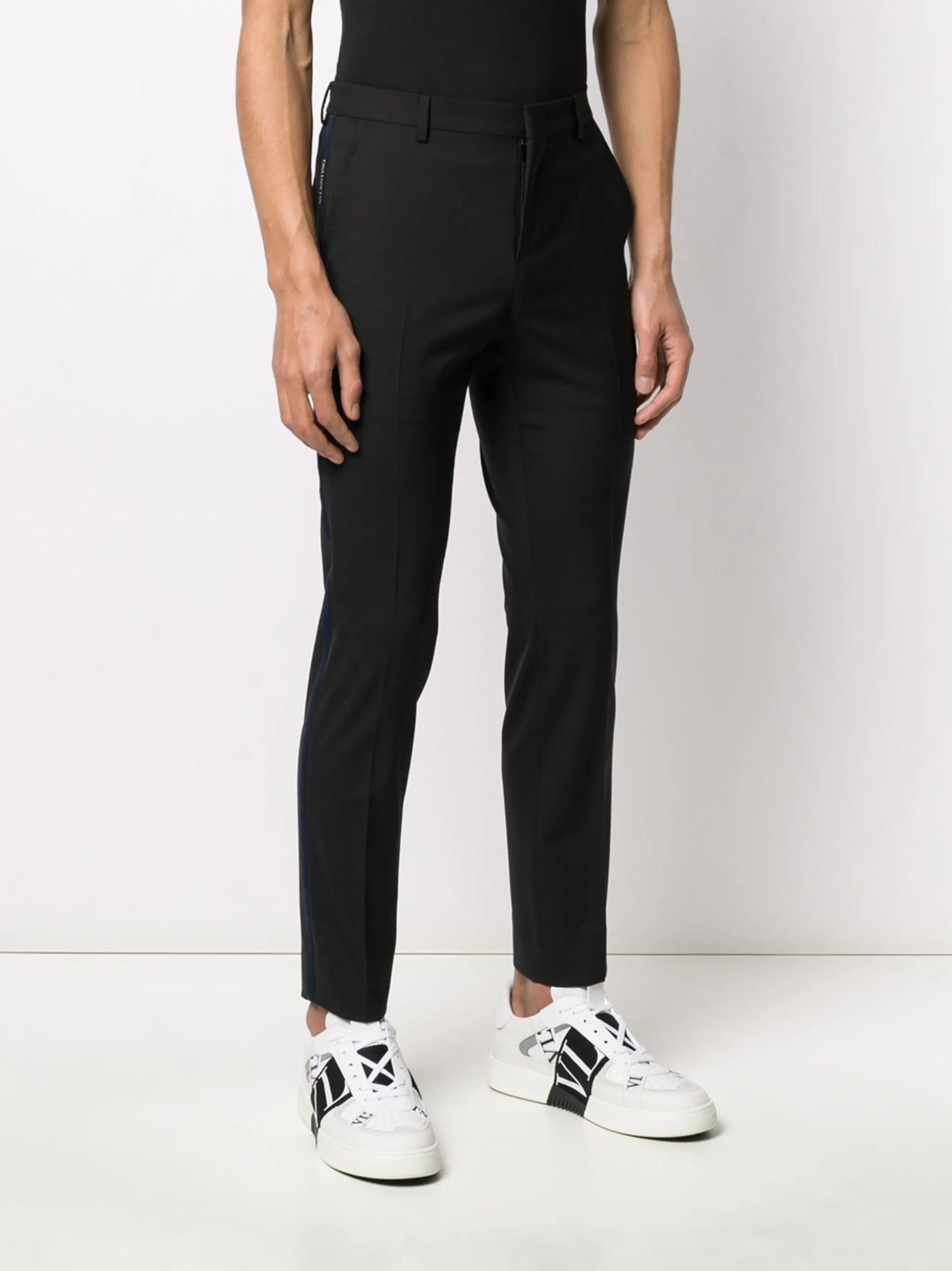 slim-fit tailored trousers