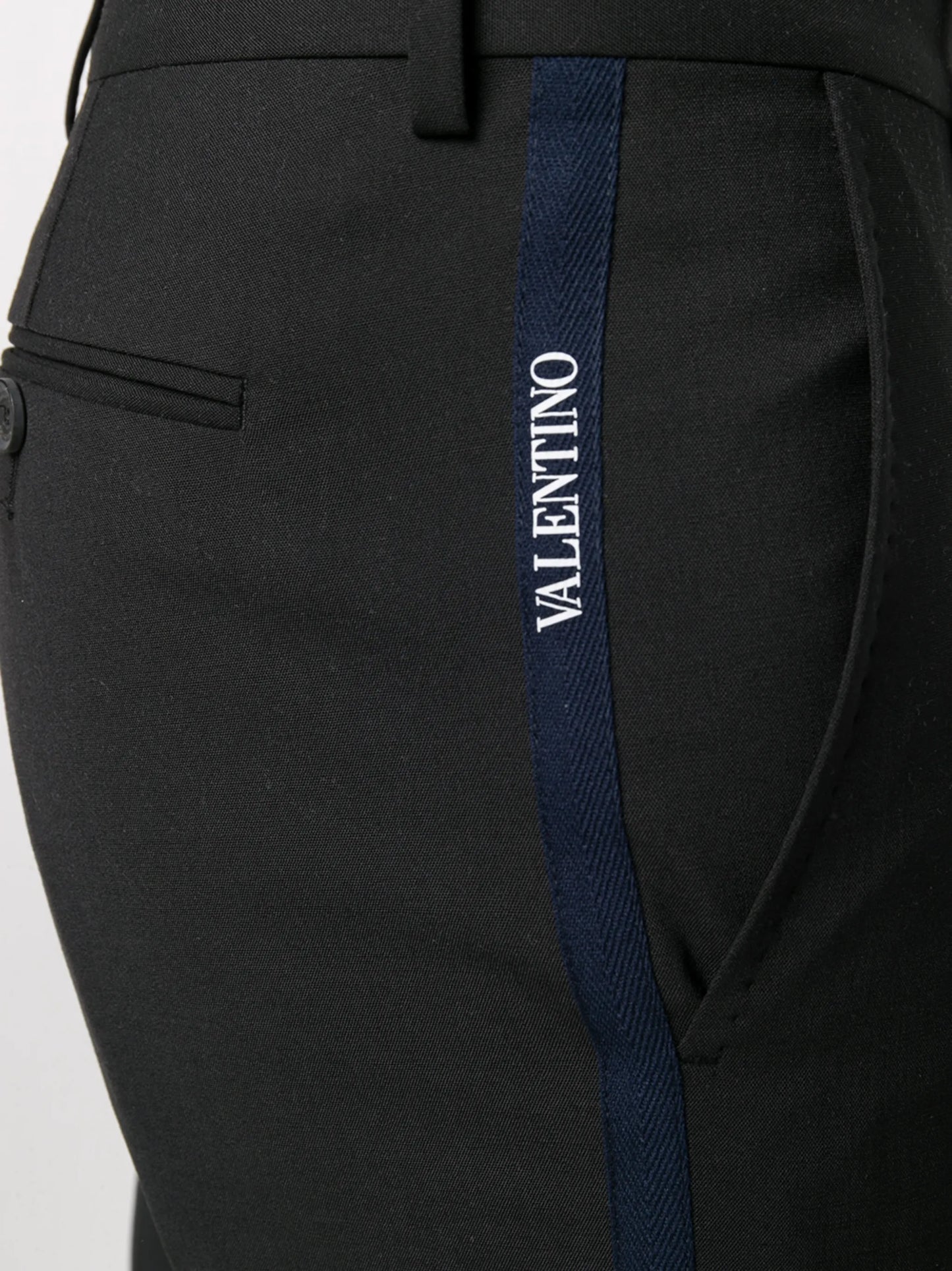 slim-fit tailored trousers