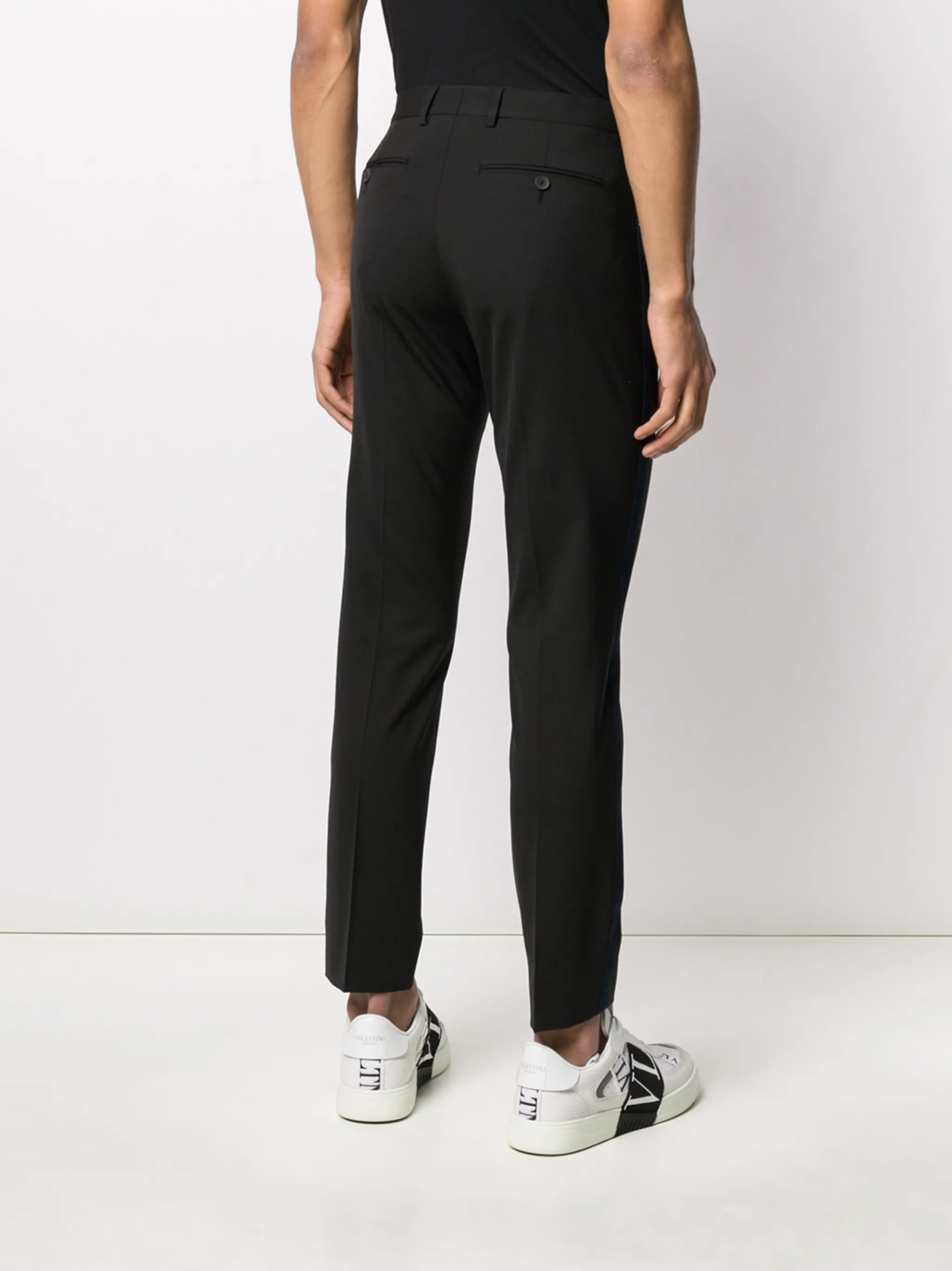 slim-fit tailored trousers