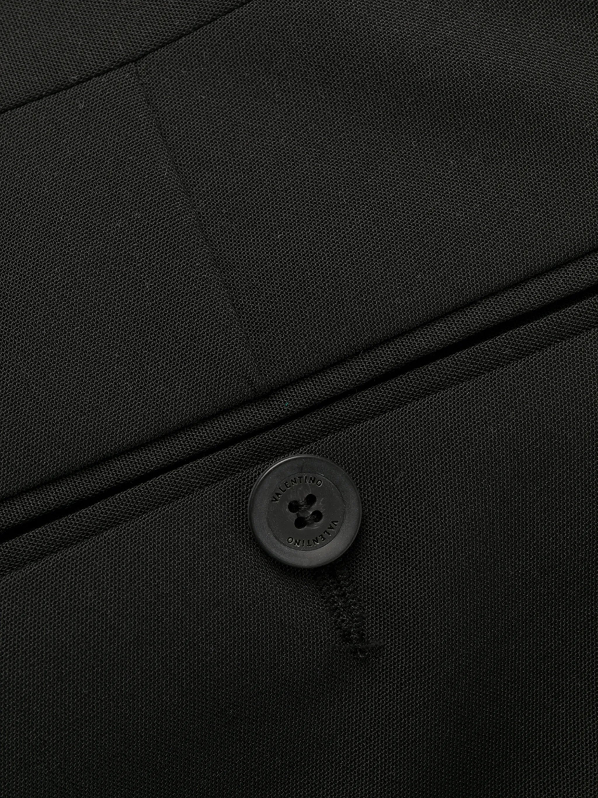 slim-fit tailored trousers