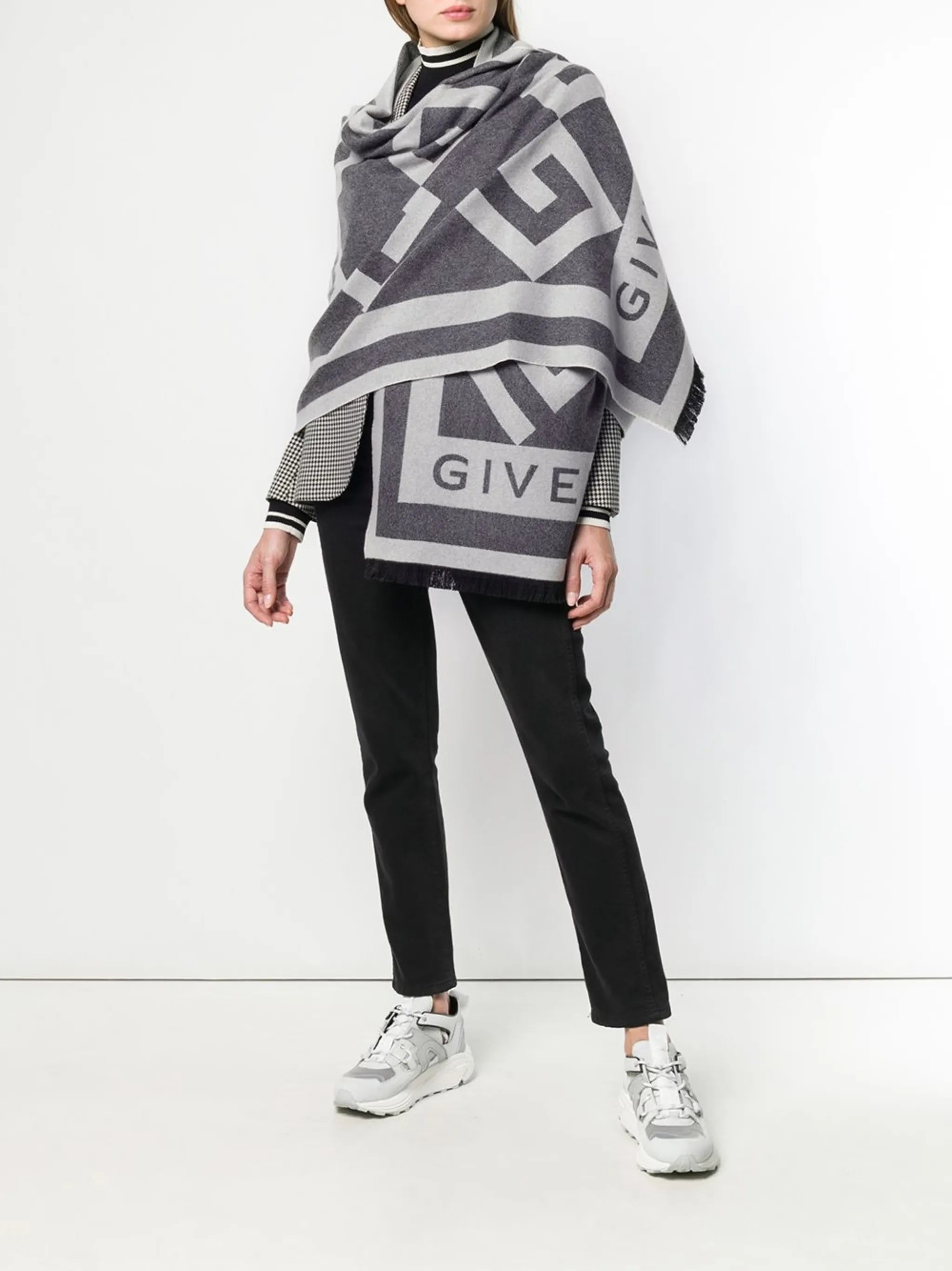 G monogram scarf