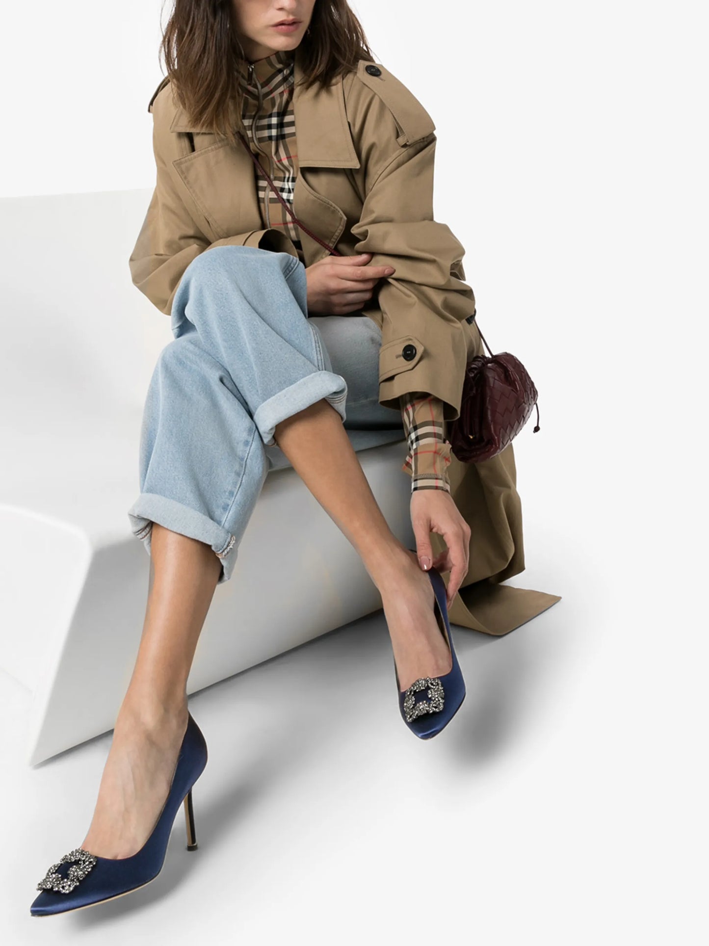 Hangisi 95mm appliqué satin pumps