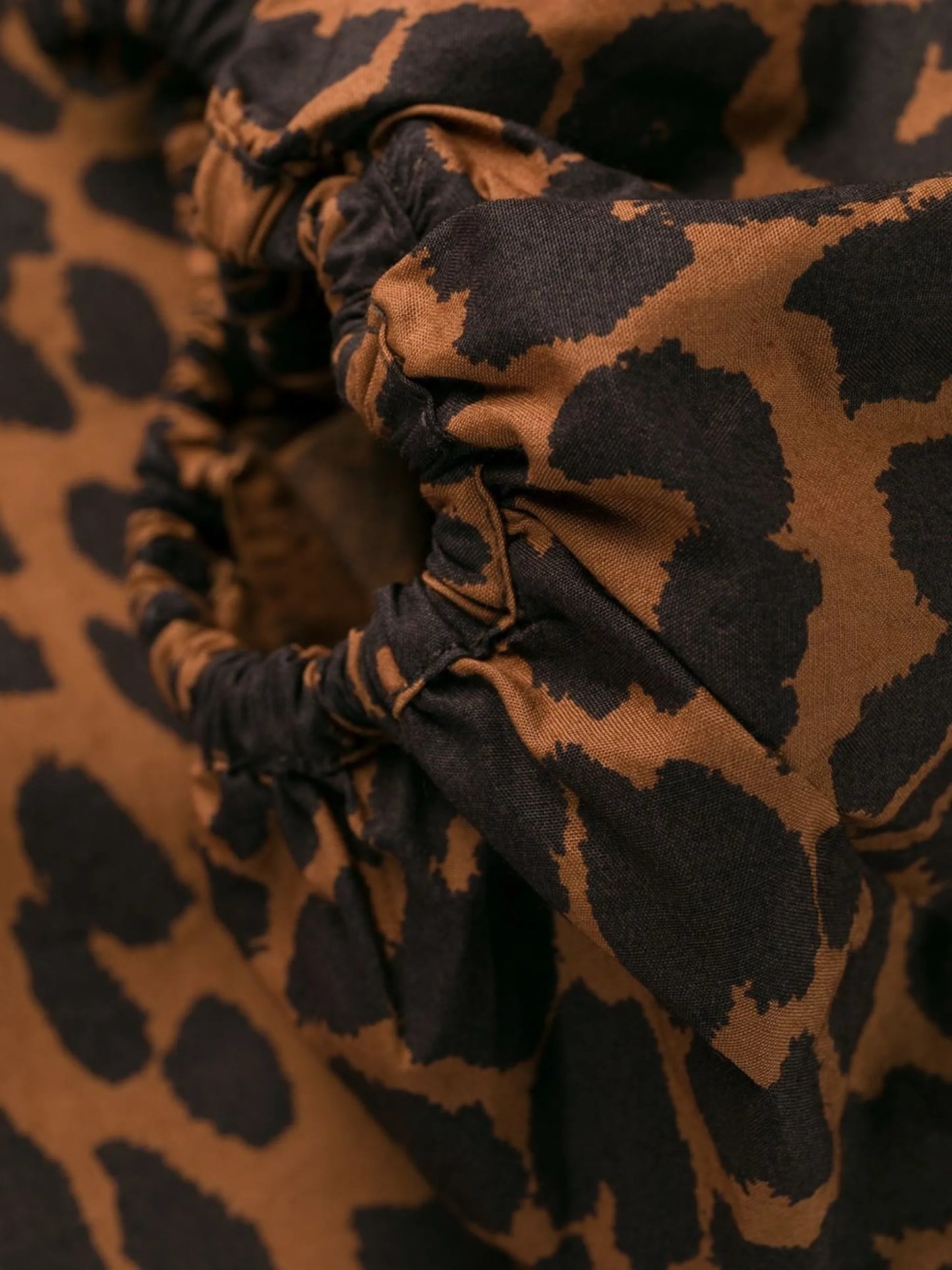 pouf-sleeve leopard-print dress
