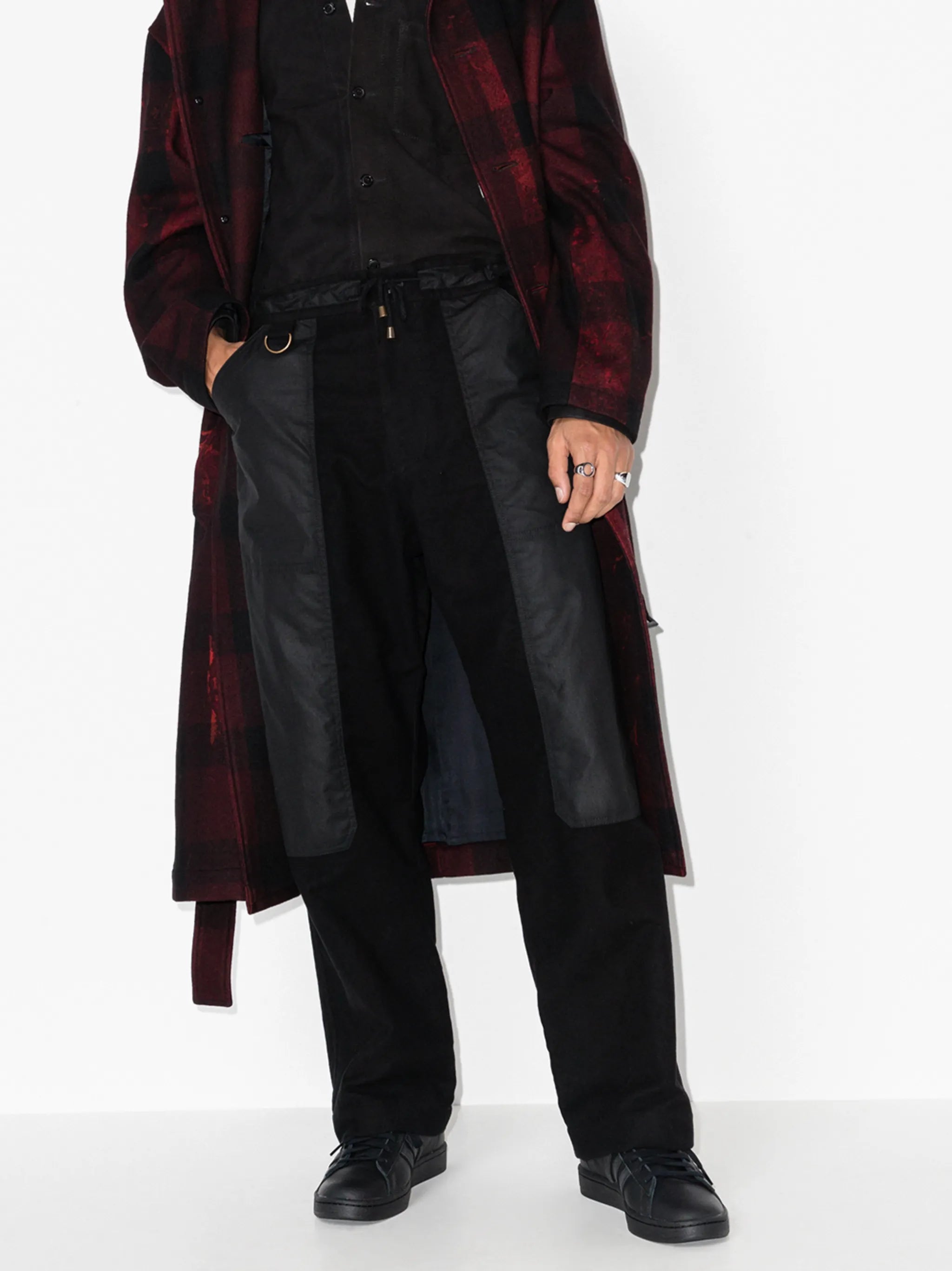 side-panel straight-leg trousers