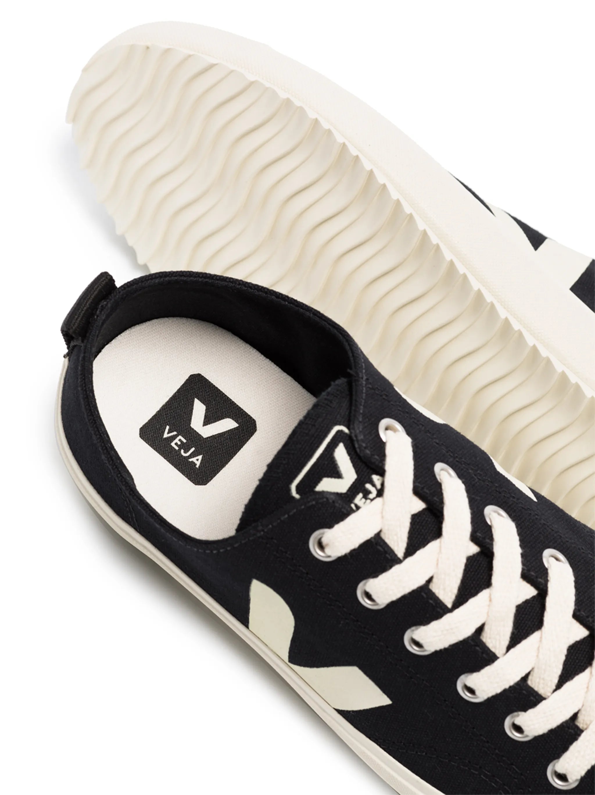 Pierre sneakers