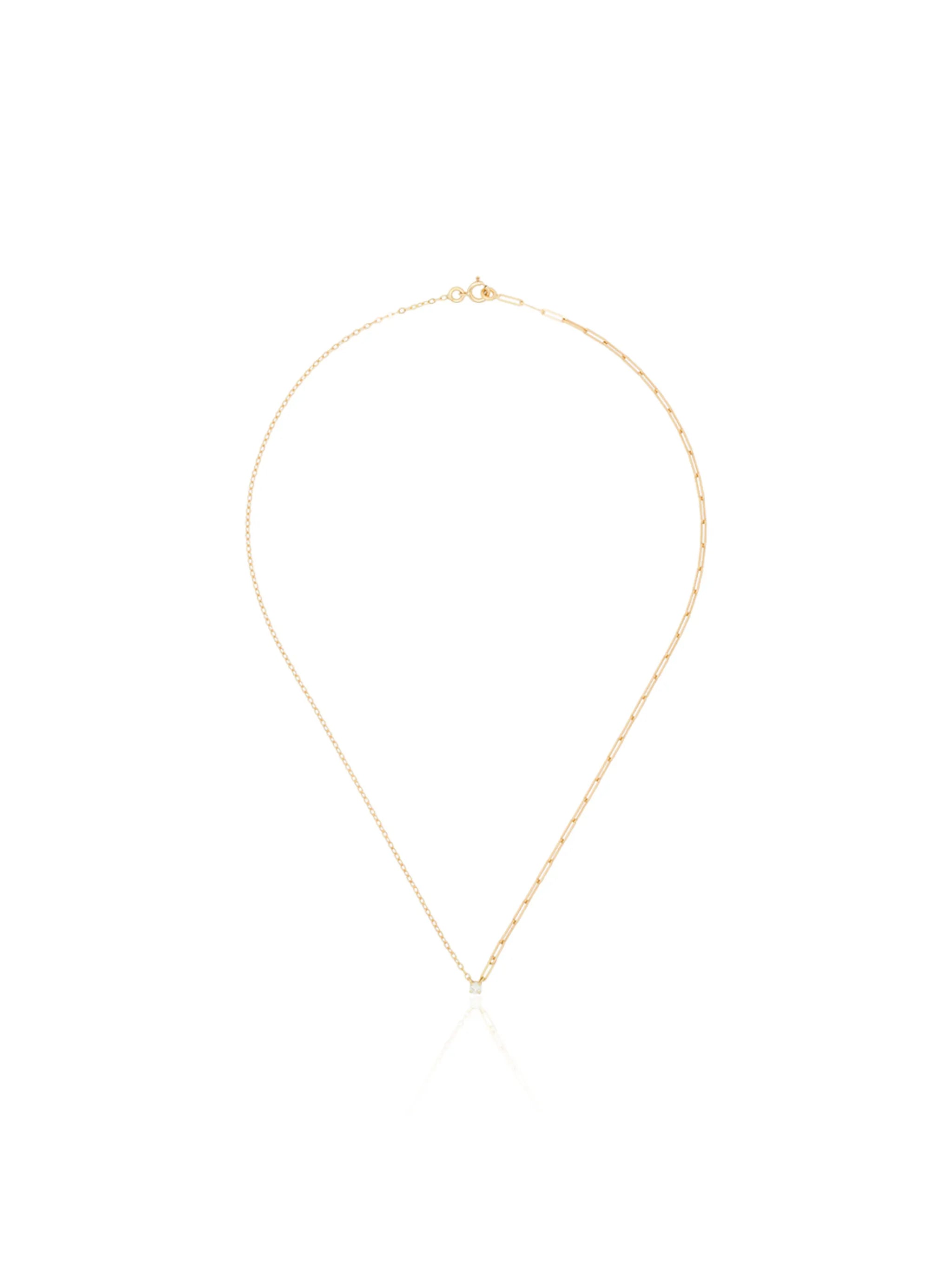 small round diamond solitaire necklace in yellow gold