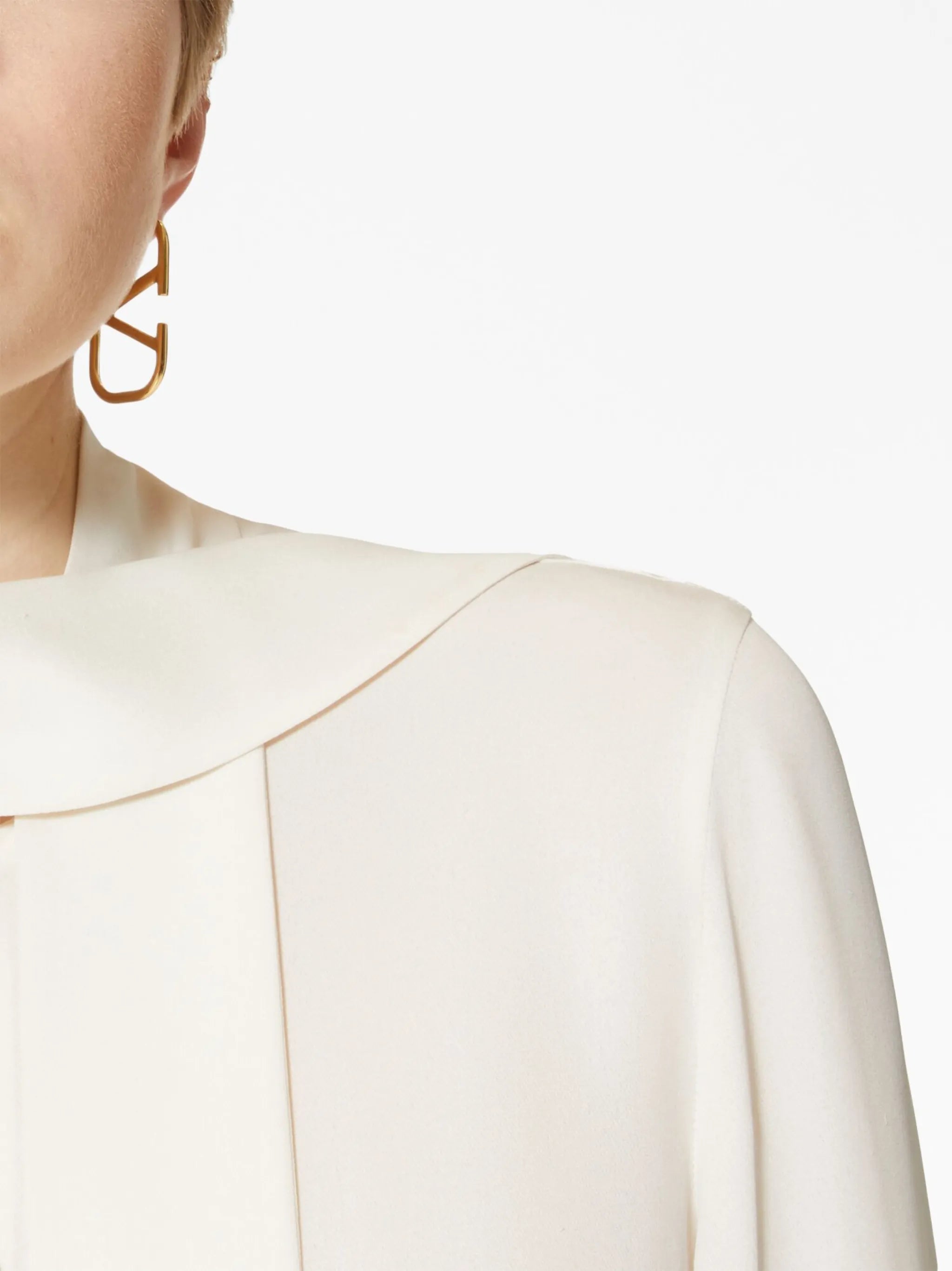 VLogo Signature earrings