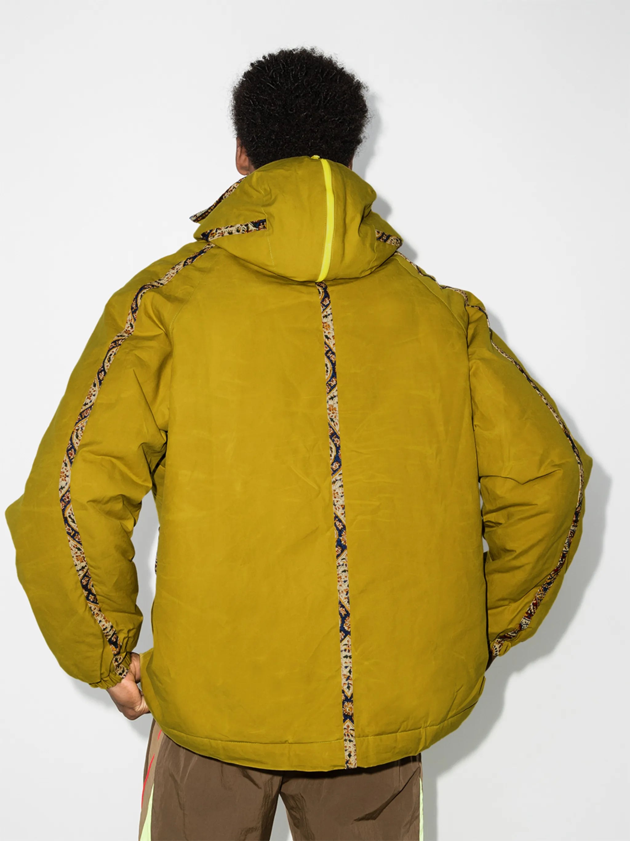 contrast piped-trim detail jacket