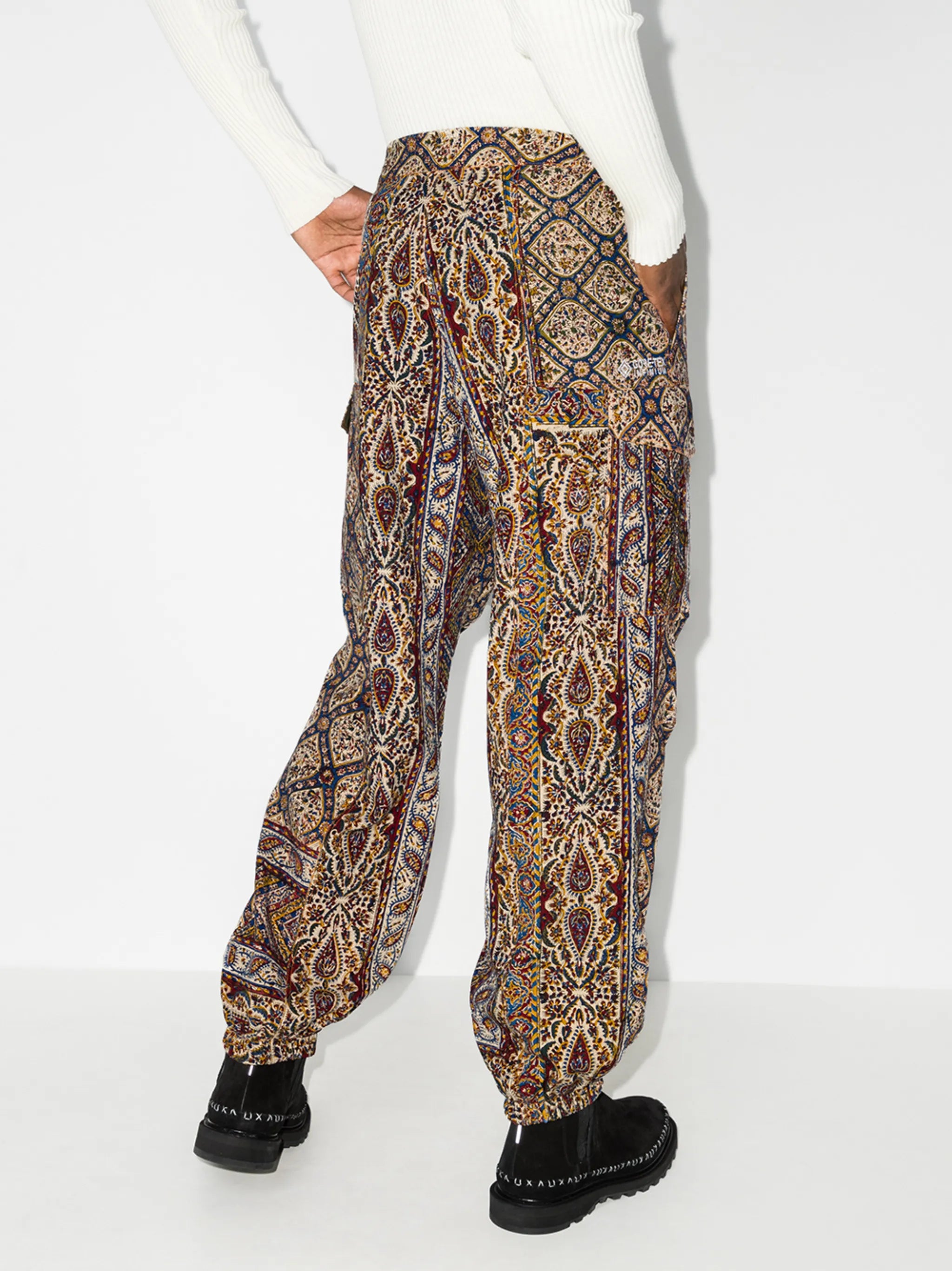 GORE-TEX Infinium Iranian cargo trousers