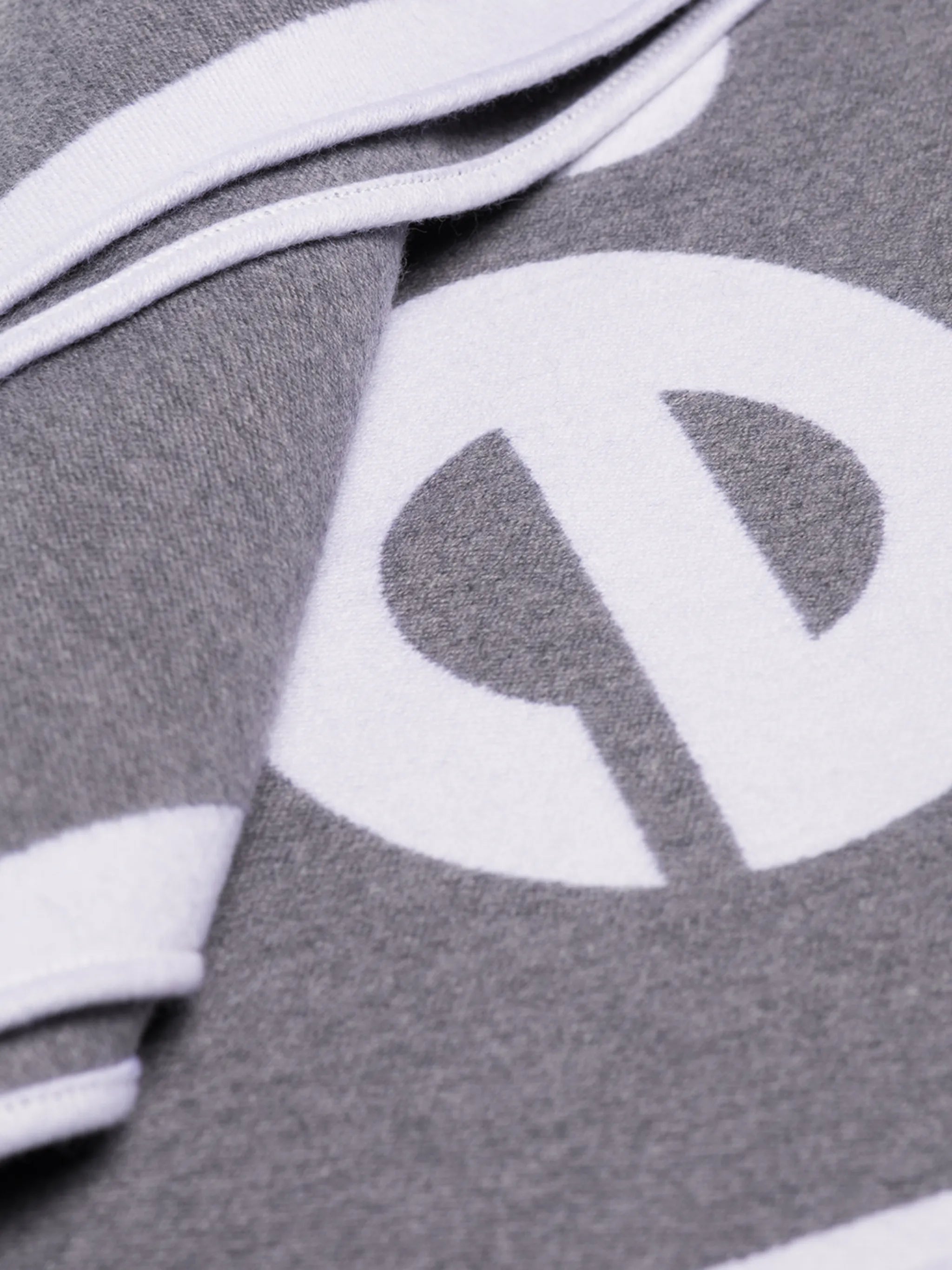 logo embroidered scarf