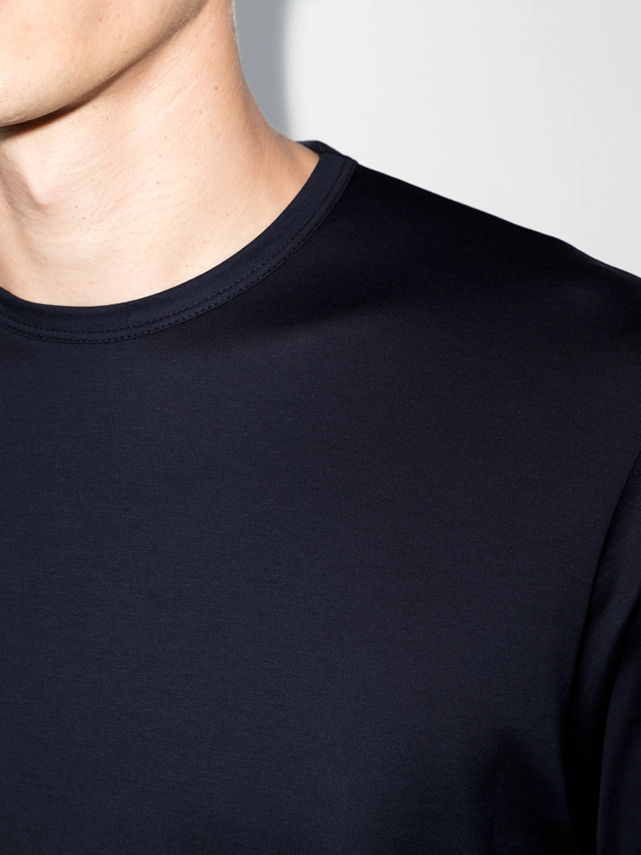 long-sleeve T-shirt